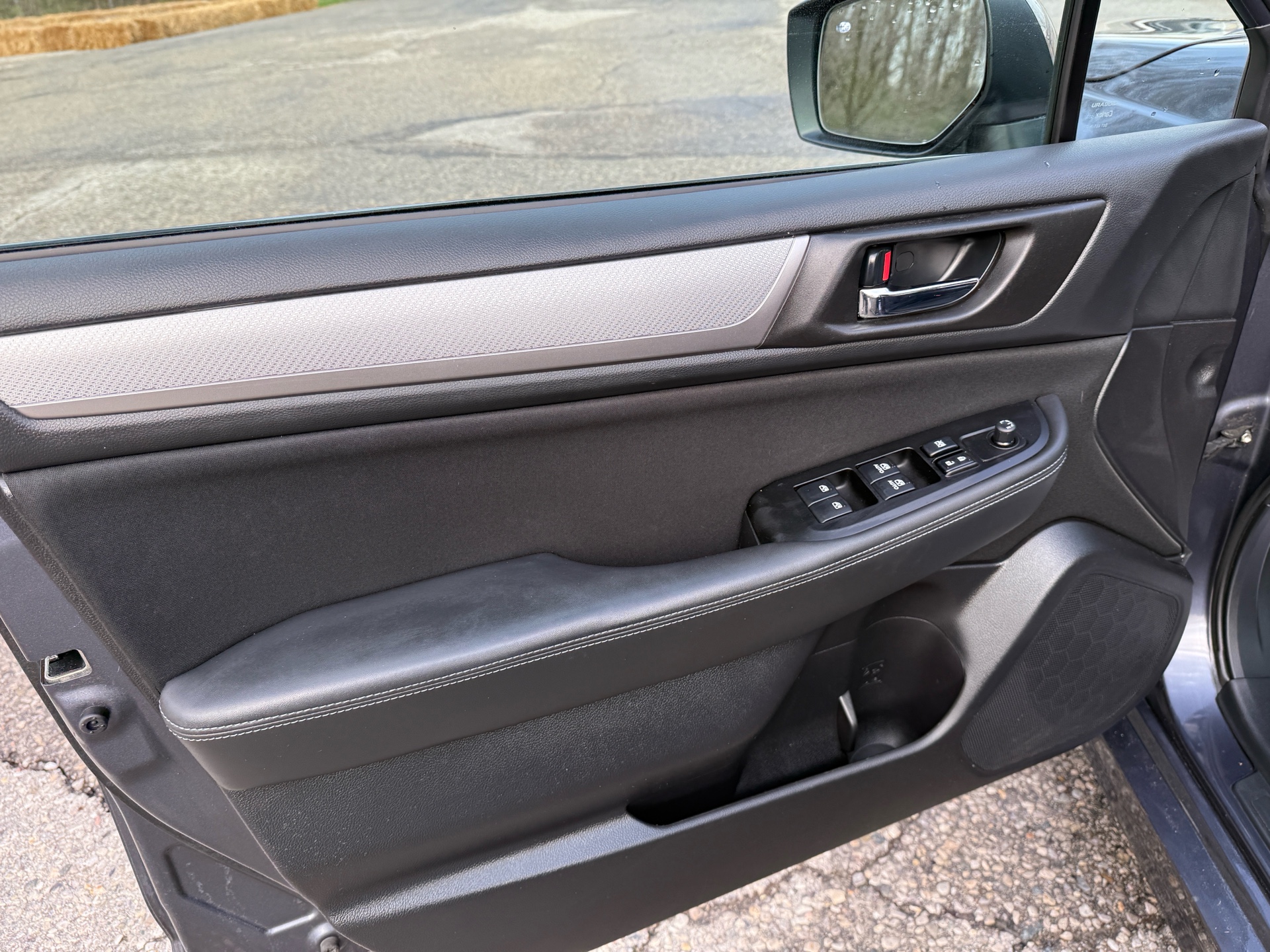 /canadacars/2015-Subaru-Legacy-8282033854133466.jpg