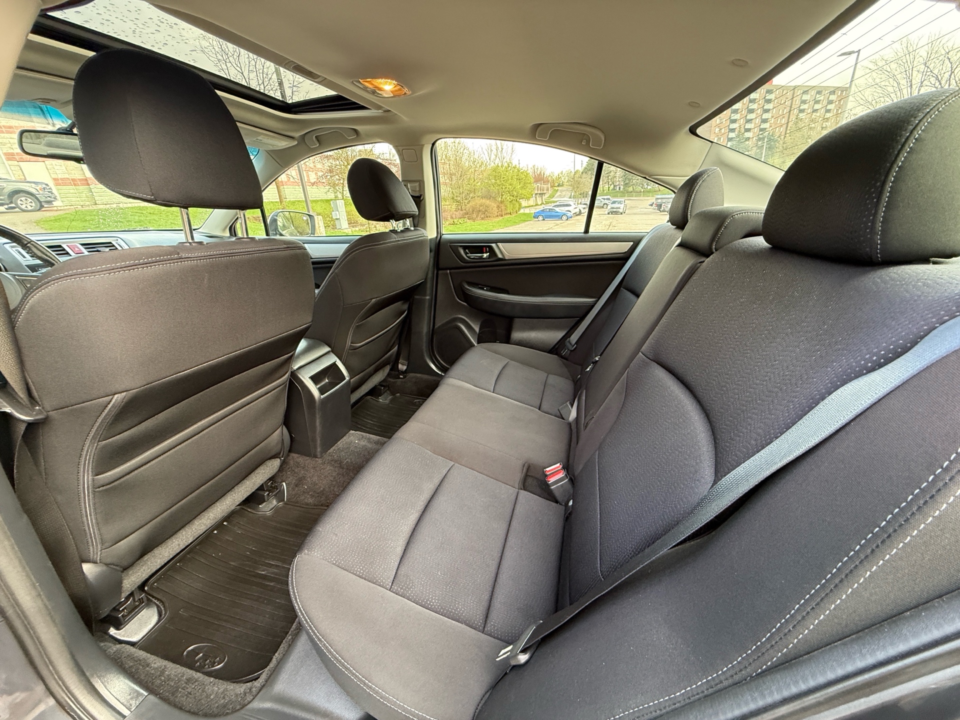 /canadacars/2015-Subaru-Legacy-8372245487968677.jpg
