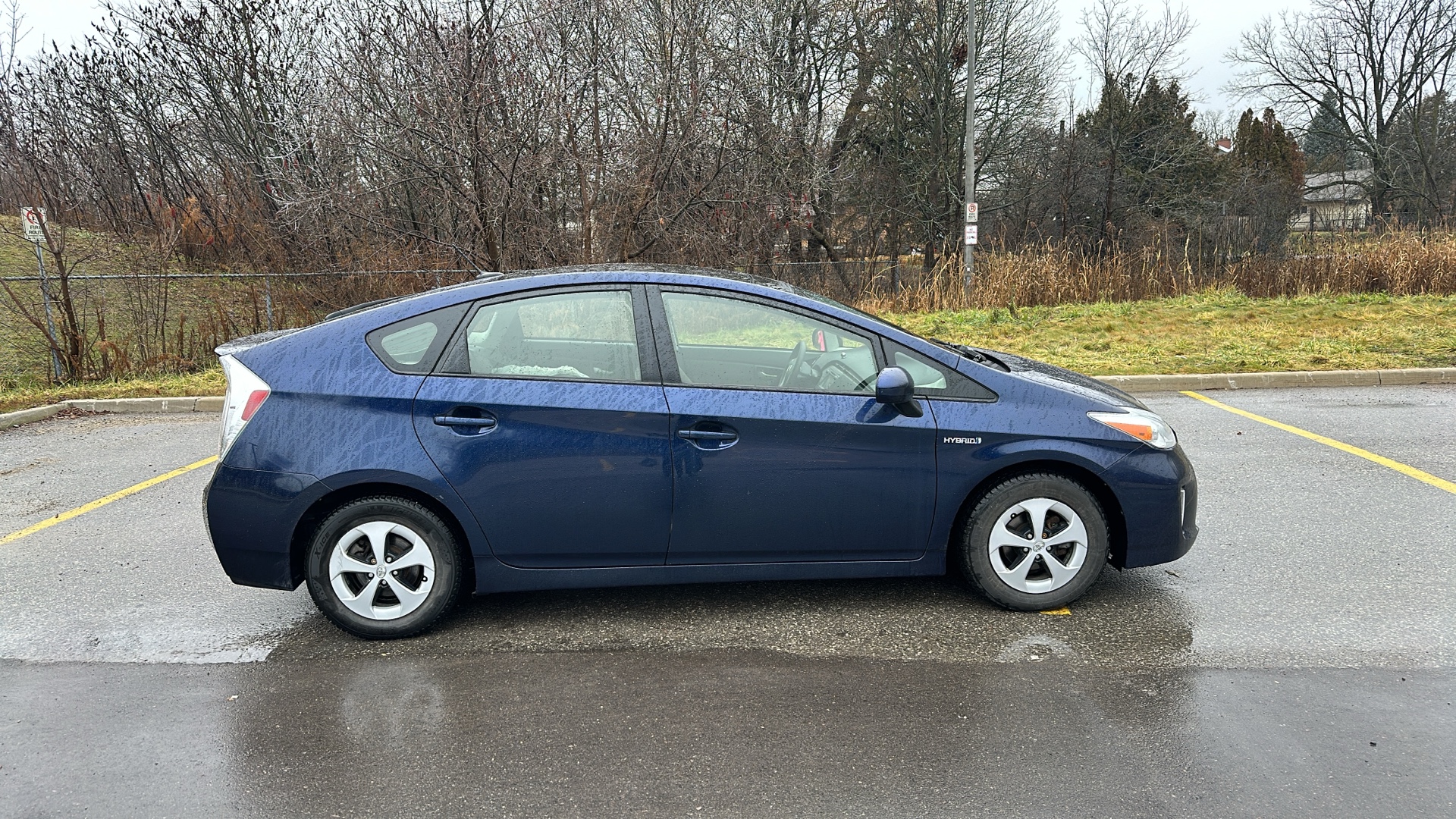/canadacars/2015-TOYOTA-PRIUS-6446448109022447.jpg