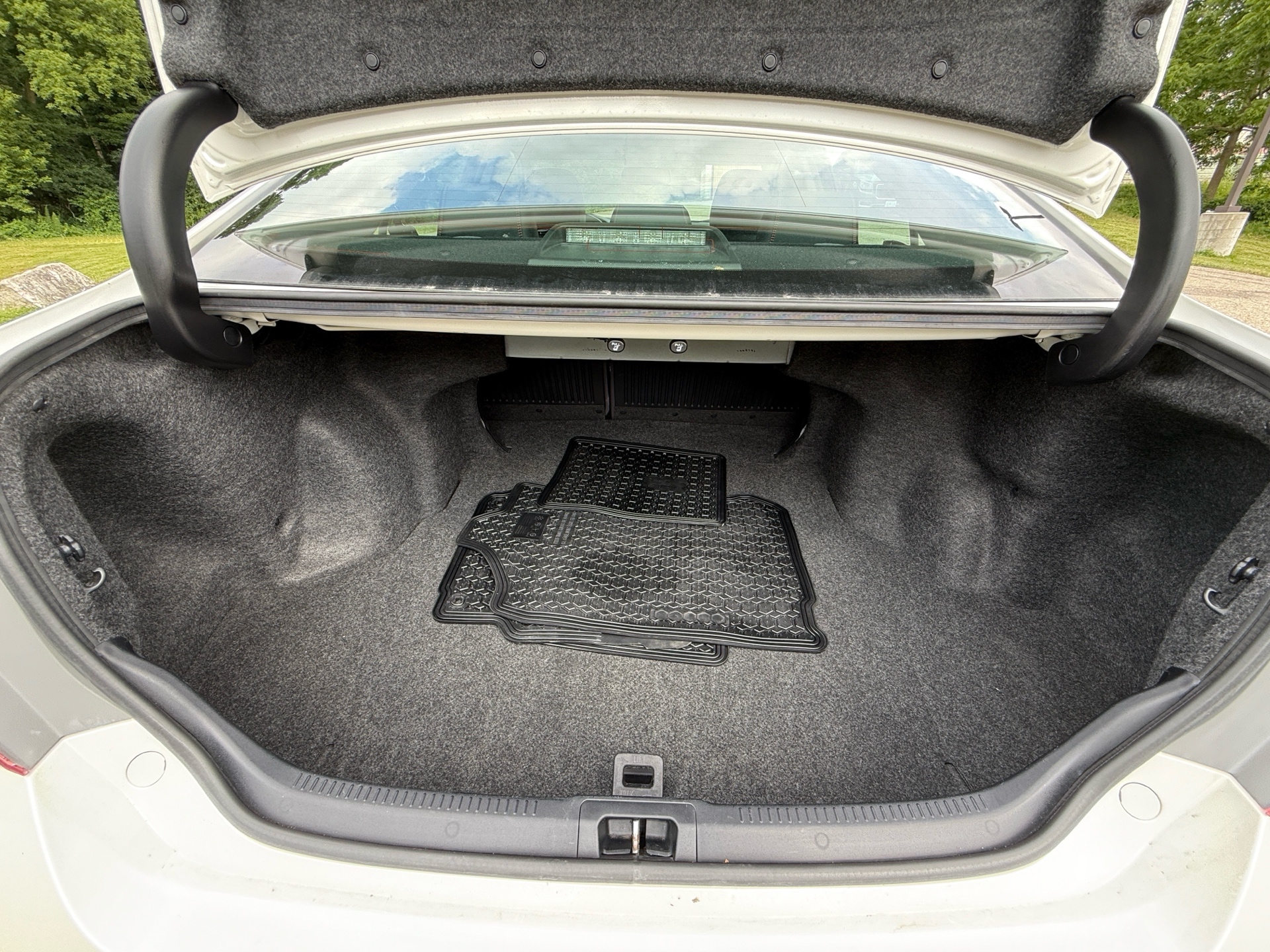 /canadacars/2015-Toyota-Camry-3634479804284112.jpg