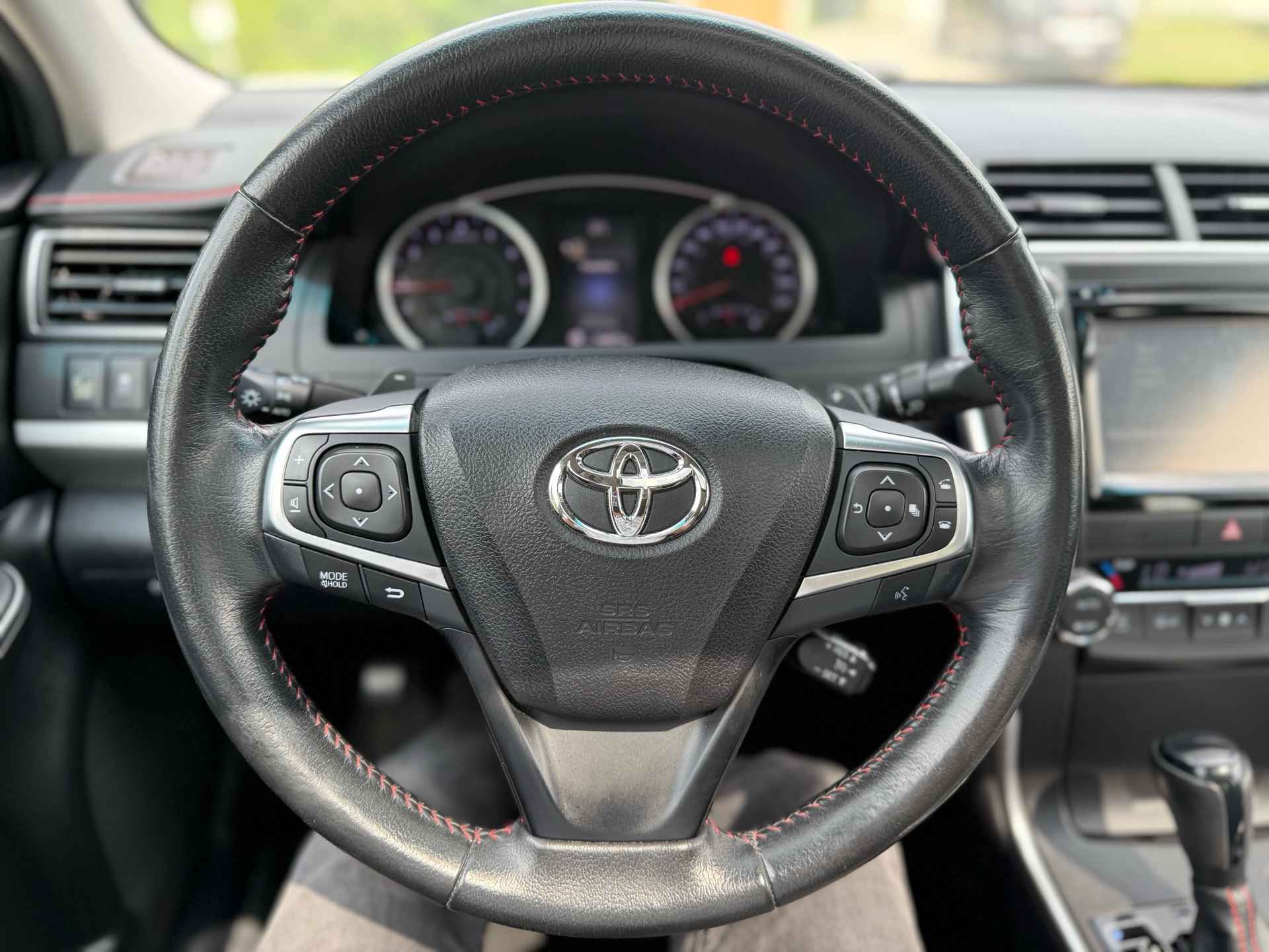 /canadacars/2015-Toyota-Camry-5325698504046064.jpg