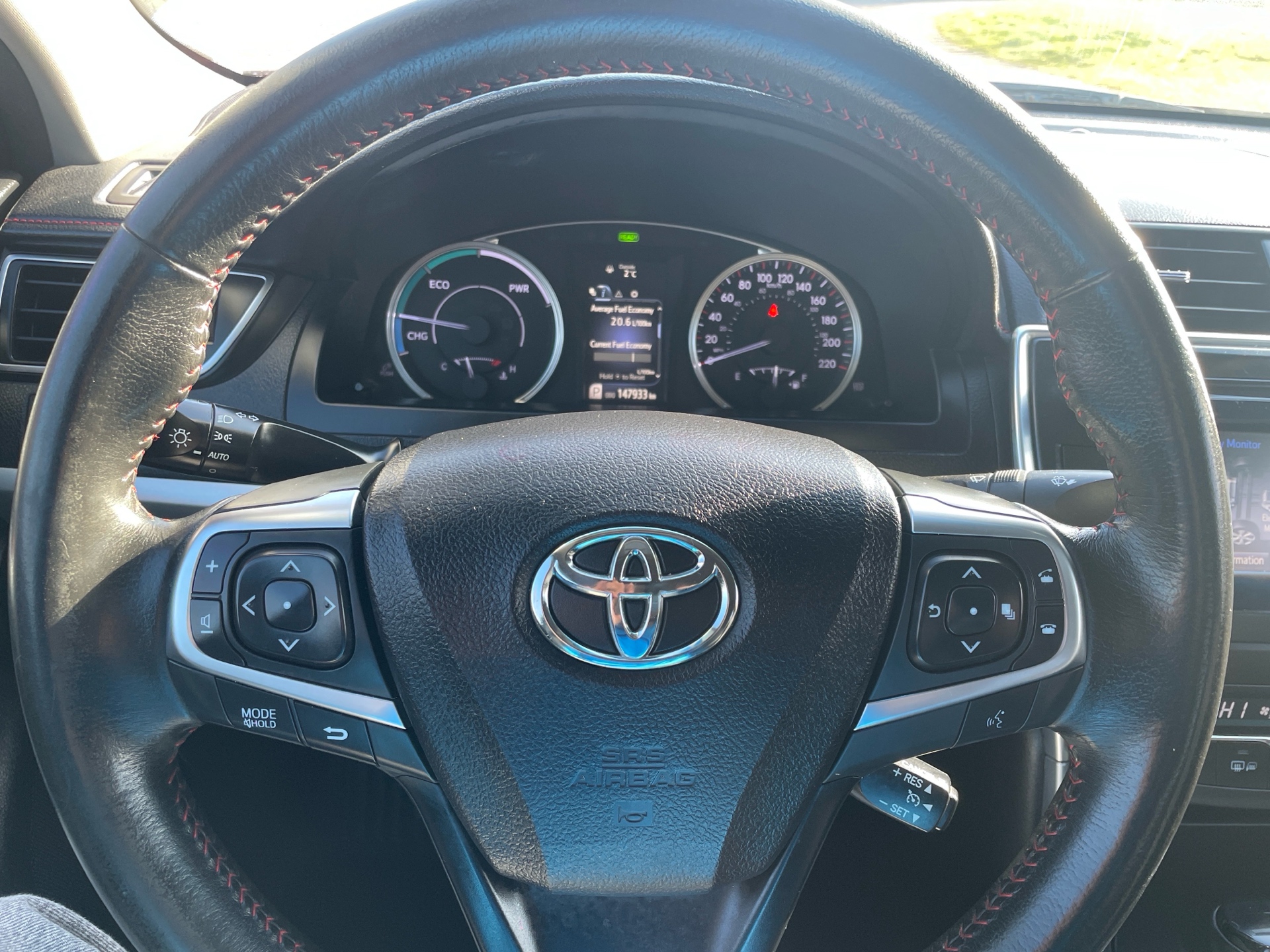 /canadacars/2015-Toyota-CamryHybrid-229665737154237.jpg