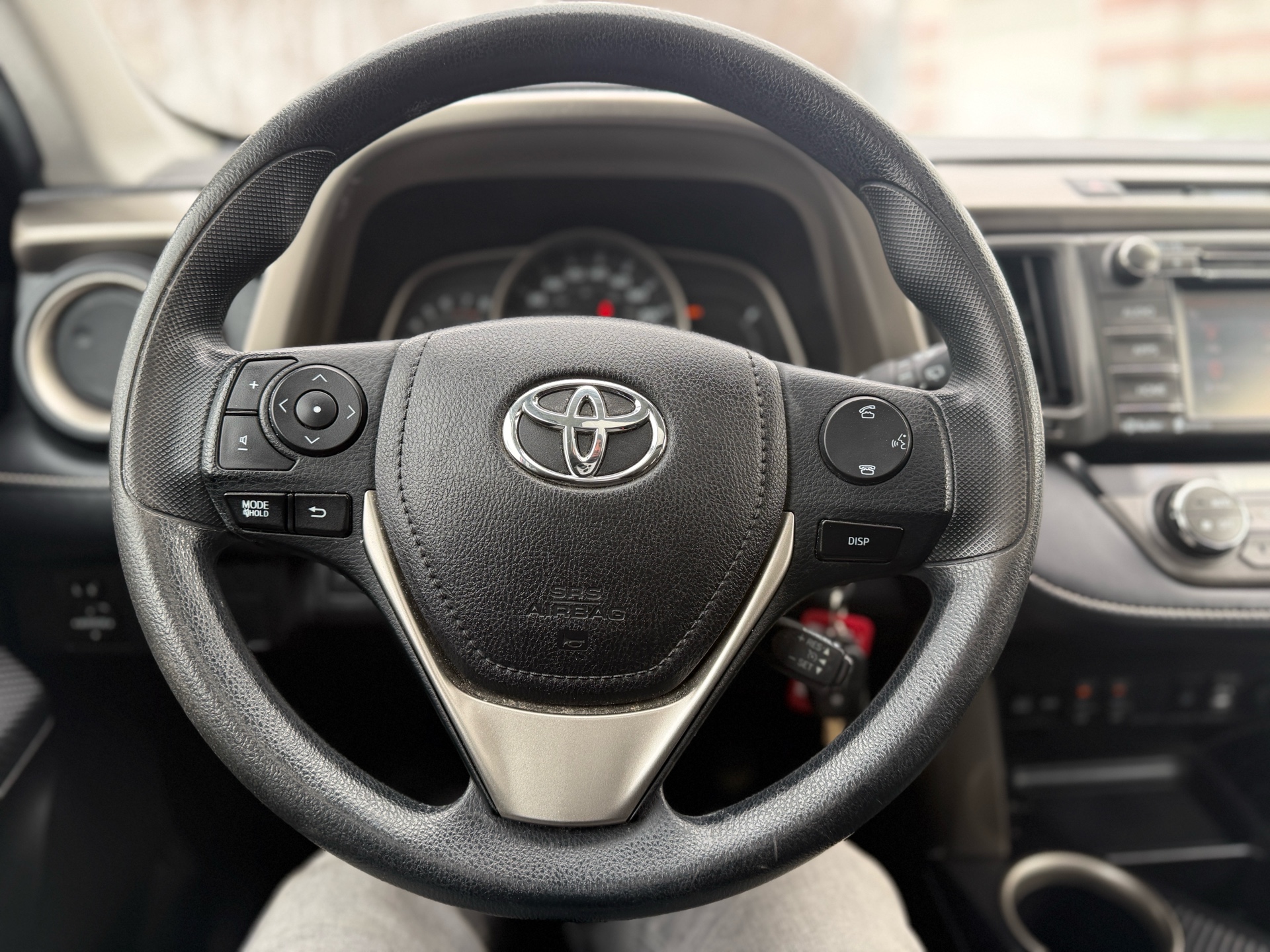 /canadacars/2015-Toyota-RAV4-26338324155776927.jpg