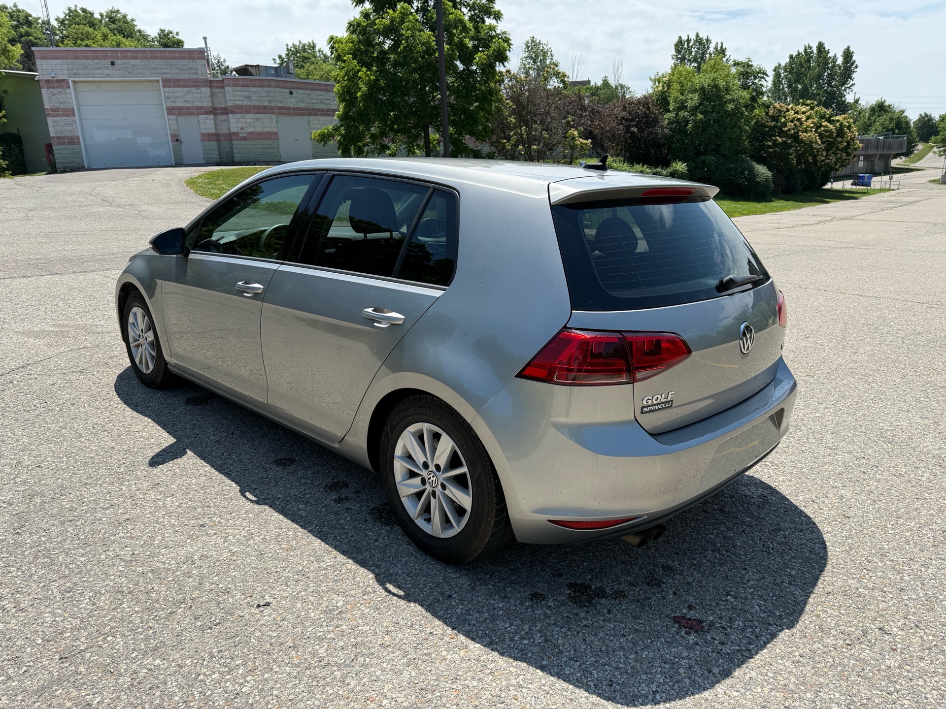 /canadacars/2015-Volkswagen-Golf-3935966861391975.jpg