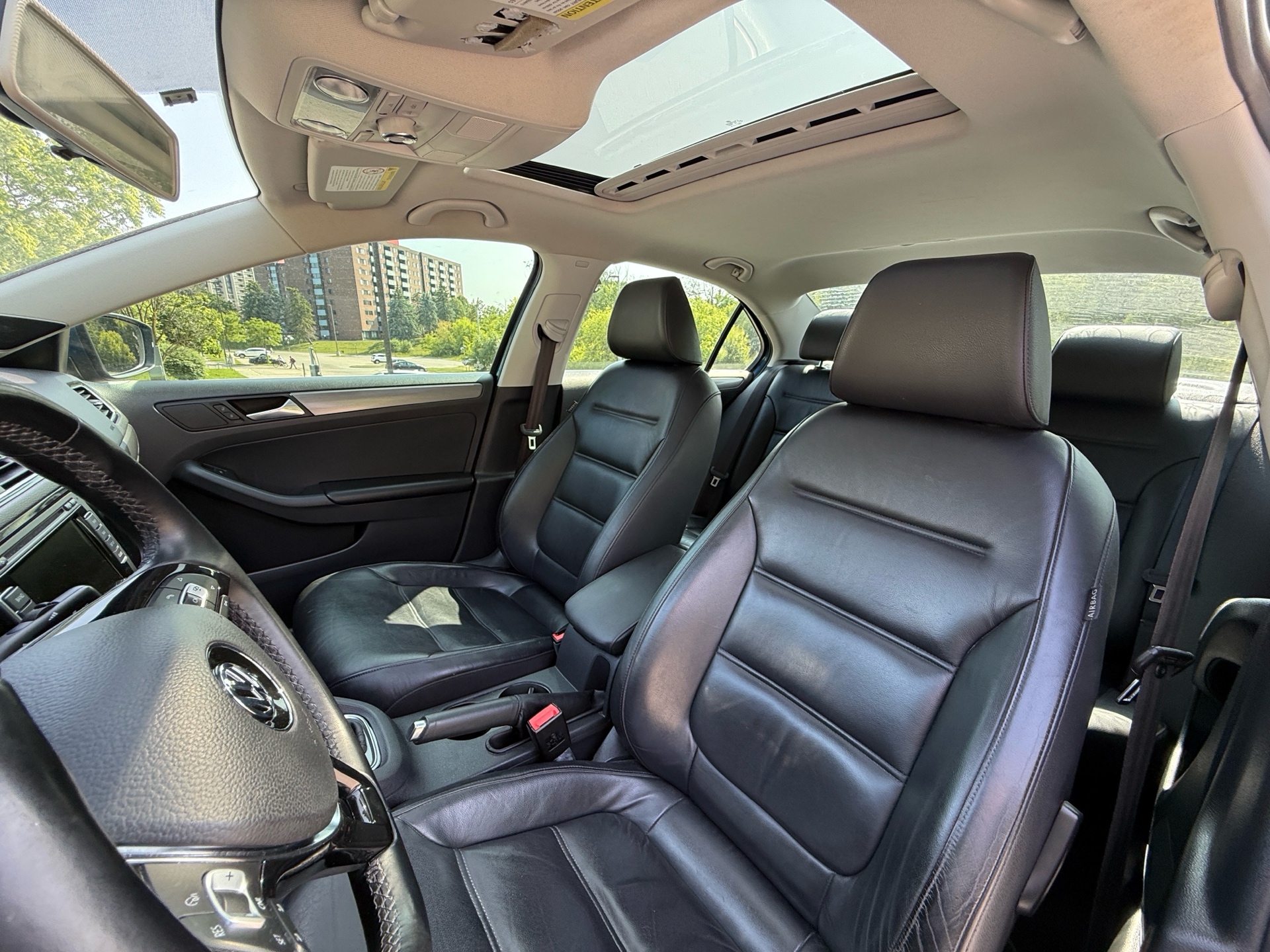 /canadacars/2015-Volkswagen-Jetta-5640180582091519.jpg