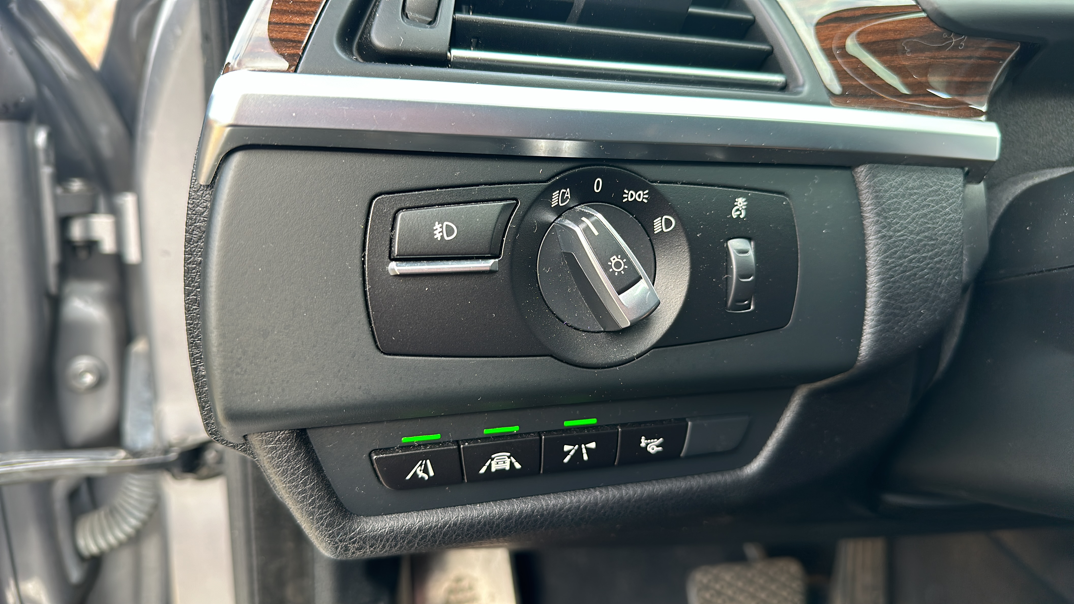 /canadacars/2016-BMW-6Series-1759719844316634.jpg