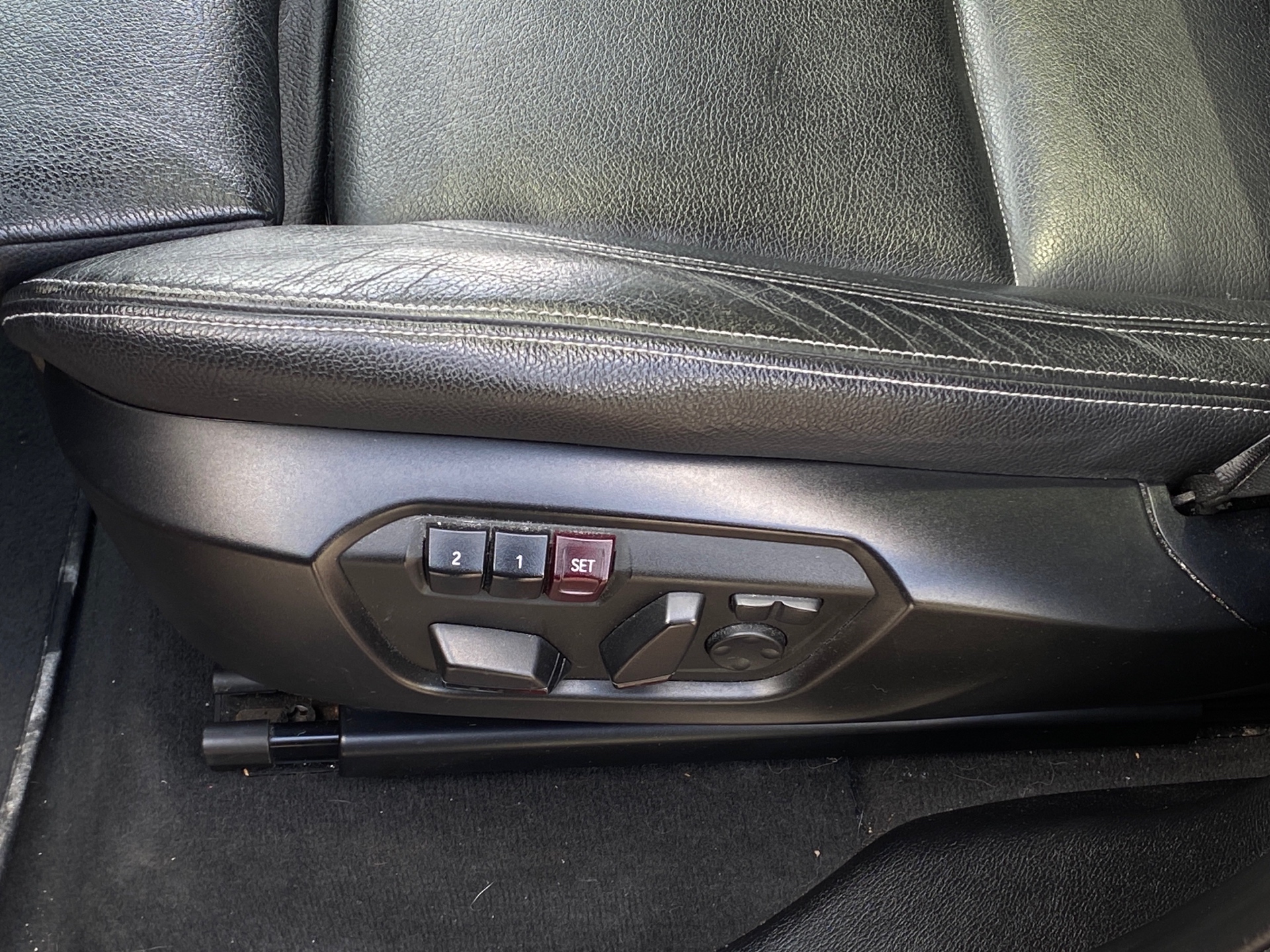 /canadacars/2016-BMW-X4-02869048358835724.jpg