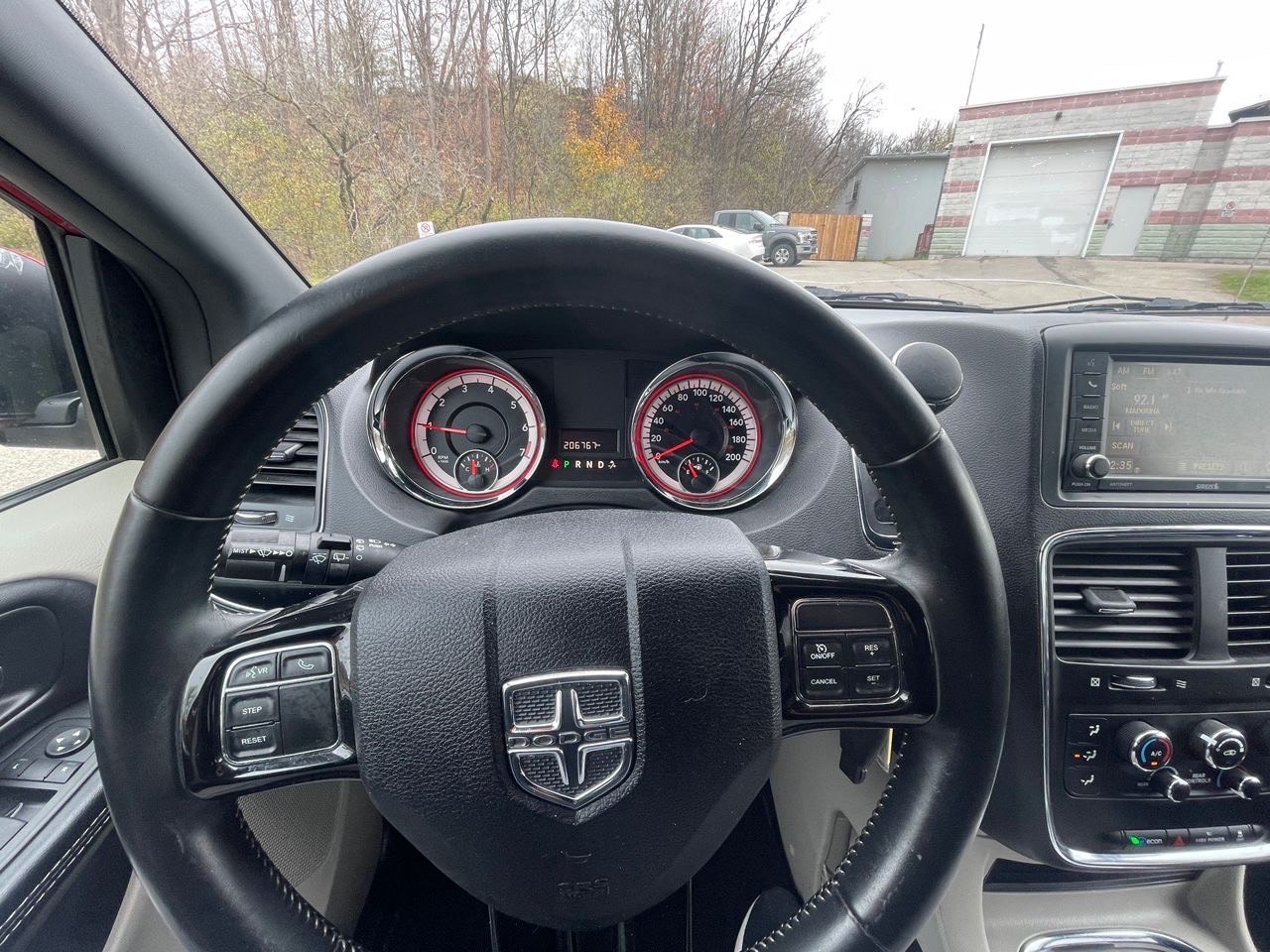 /canadacars/2016-Dodge-GrandCara-9454720342663305.jpg