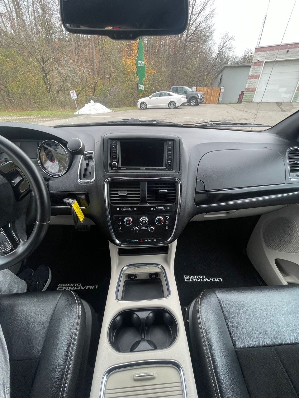/canadacars/2016-Dodge-GrandCara-9887615079051455.jpg