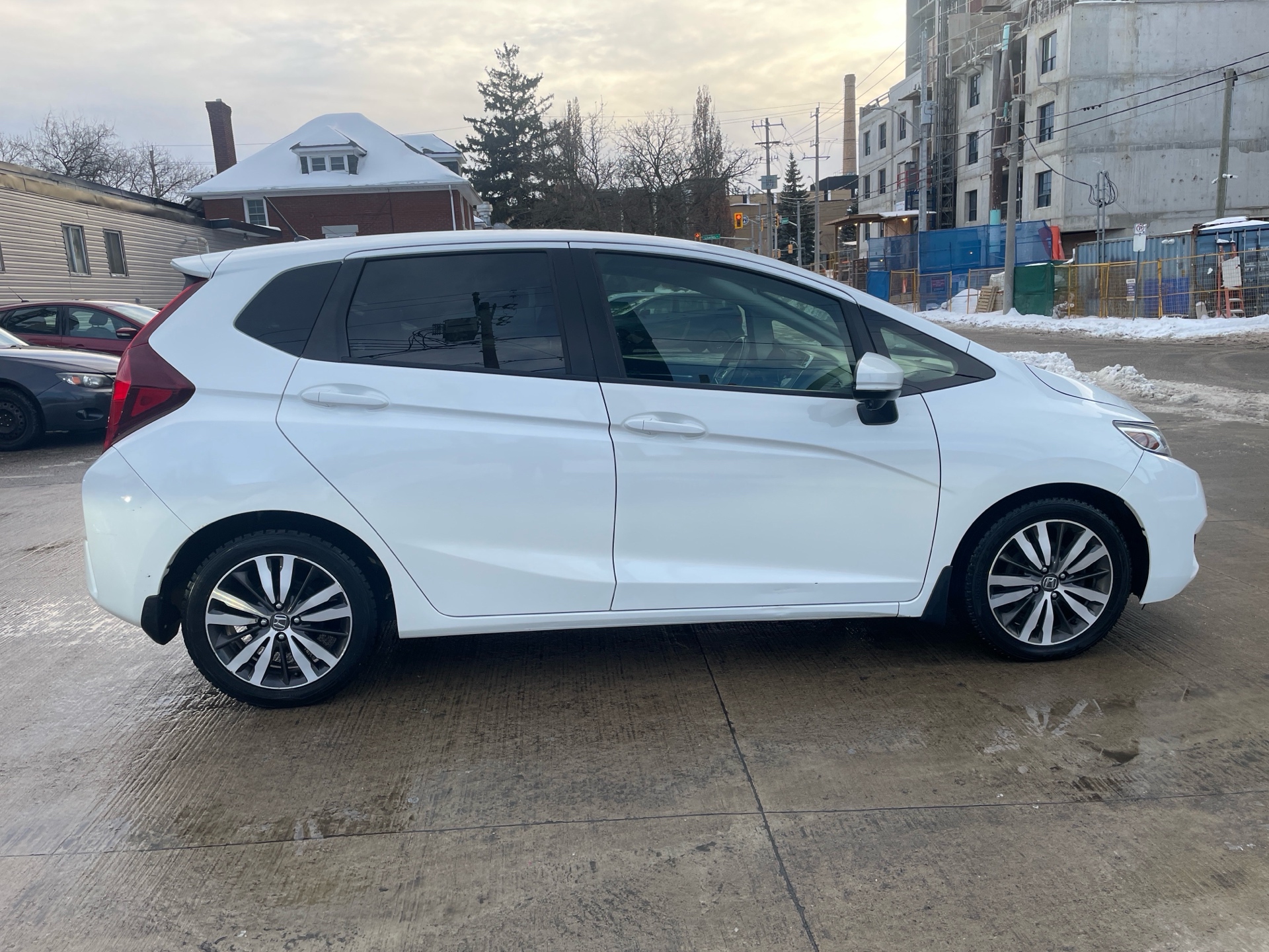 /canadacars/2016-Honda-Fit-790782088989701.jpg