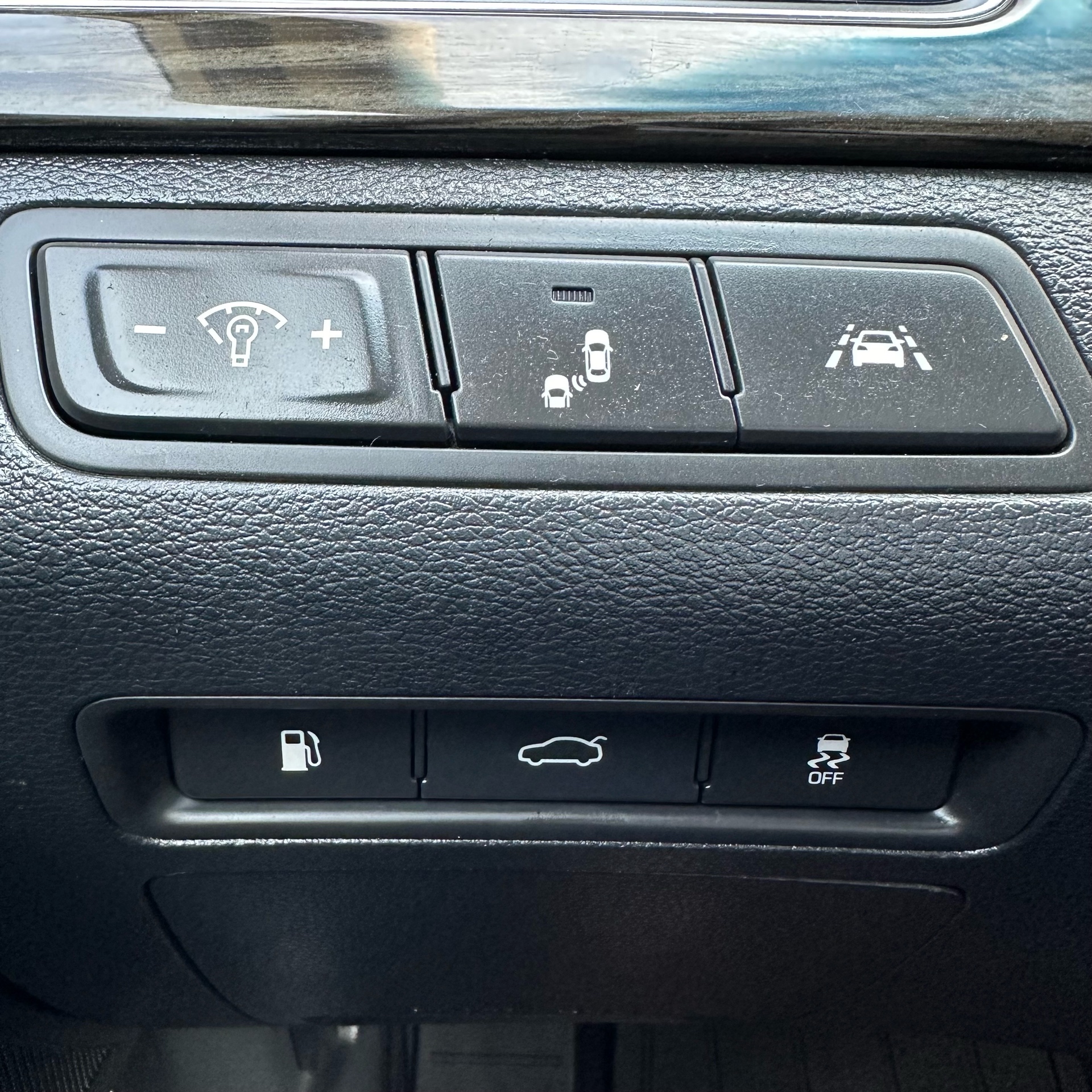 /canadacars/2016-Hyundai-Sonata-023699909630978455.jpg