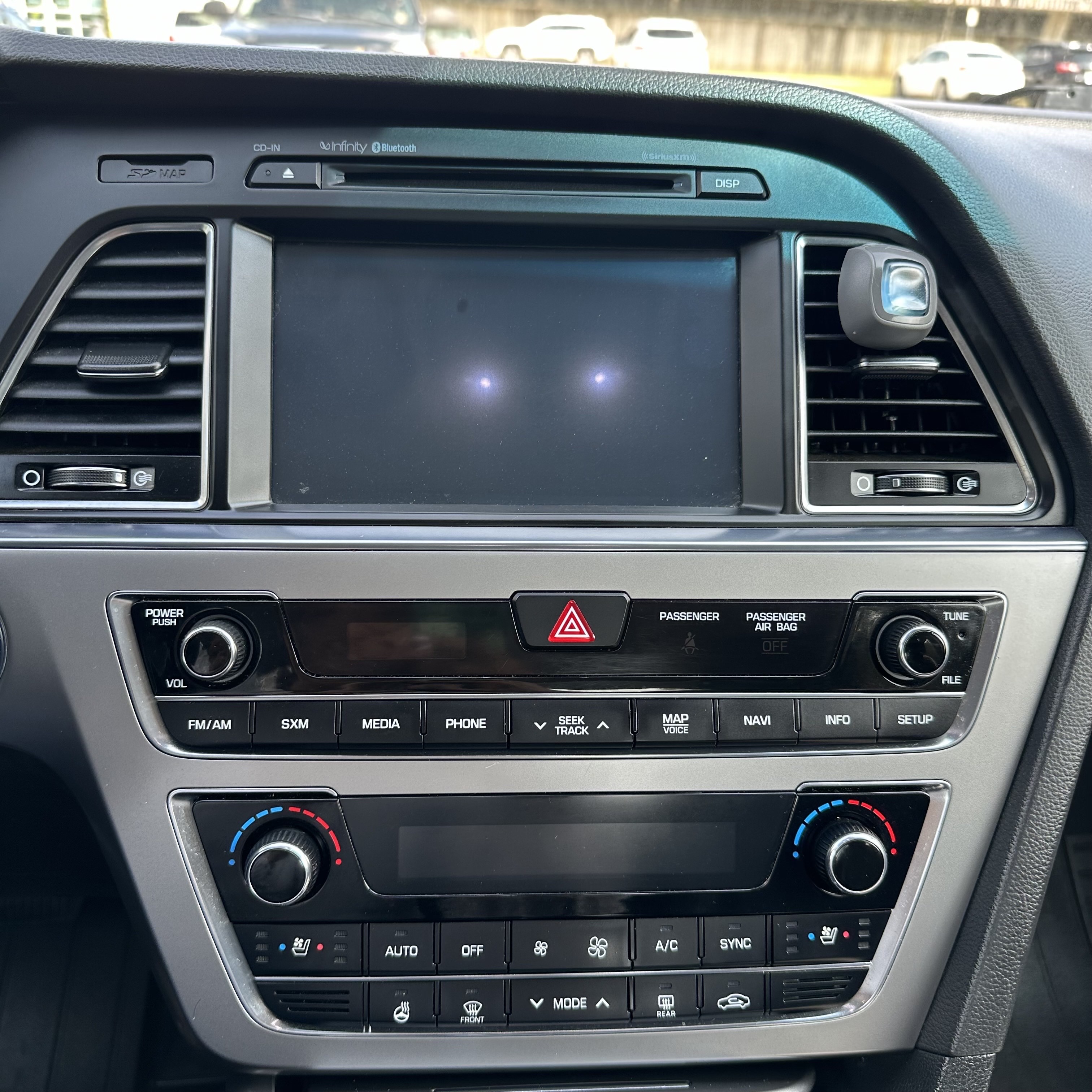 /canadacars/2016-Hyundai-Sonata-18885839182661734.jpg
