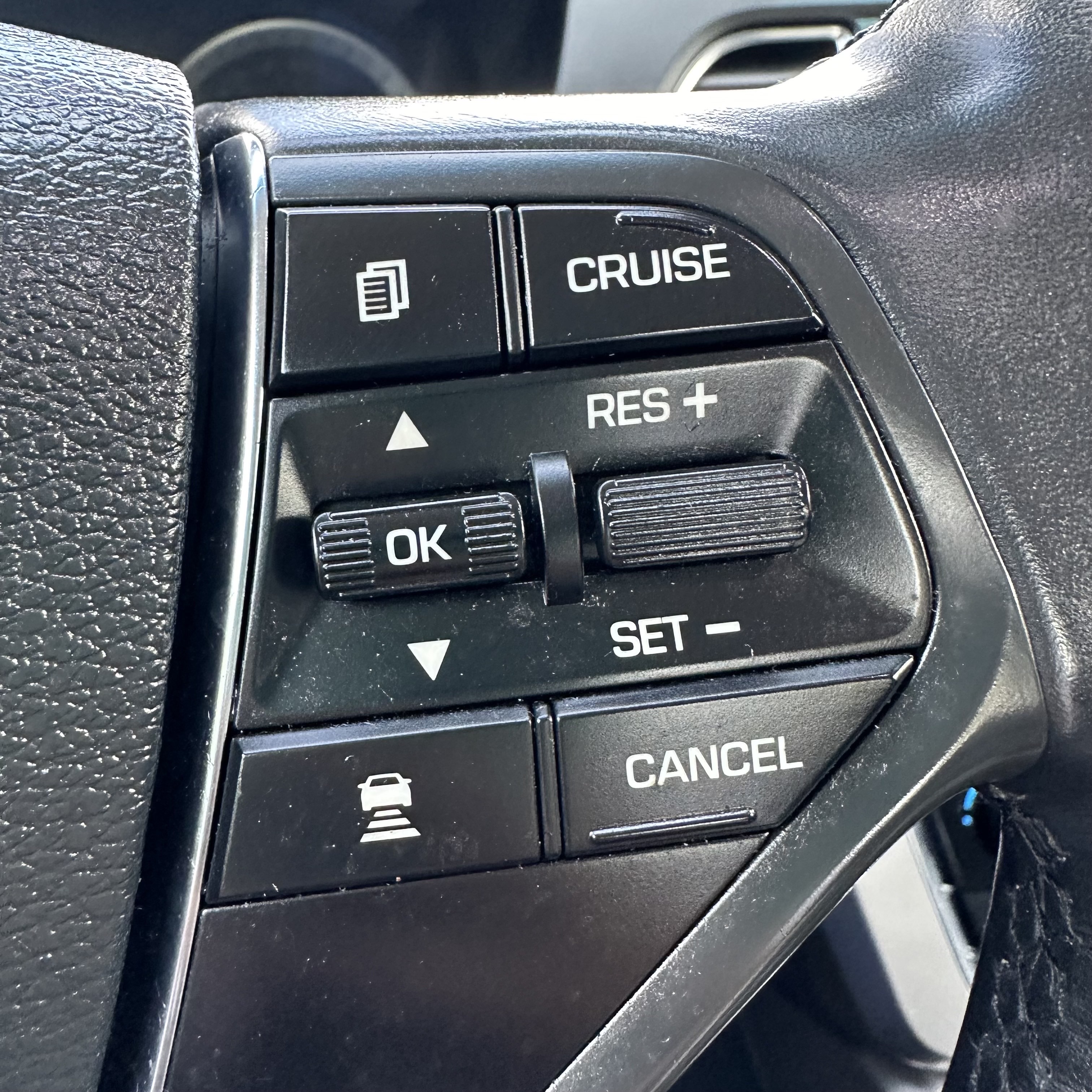 /canadacars/2016-Hyundai-Sonata-23709884618192212.jpg
