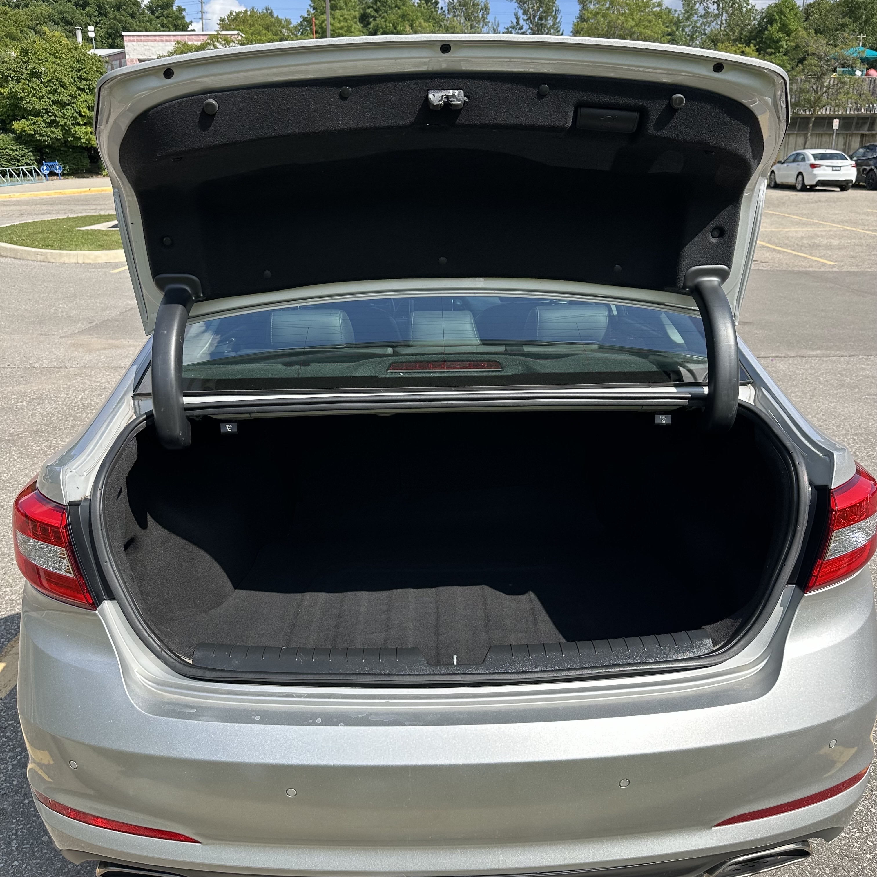 /canadacars/2016-Hyundai-Sonata-4804837142150471.jpg