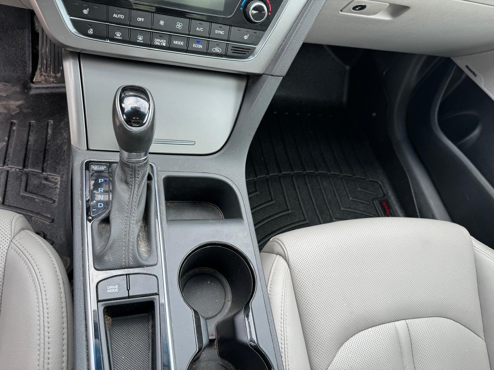 /canadacars/2016-Hyundai-SonataHybrid-11849315497824531.jpg