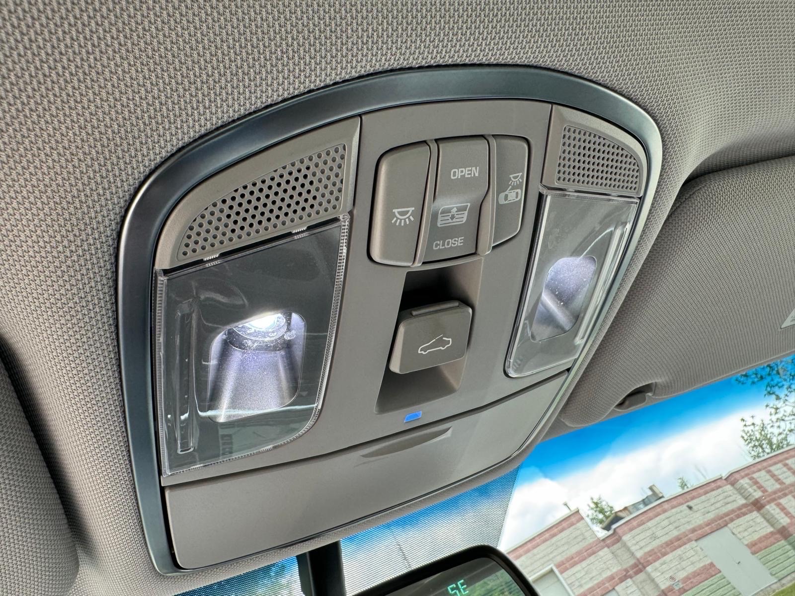 /canadacars/2016-Hyundai-SonataHybrid-1556970966164517.jpg