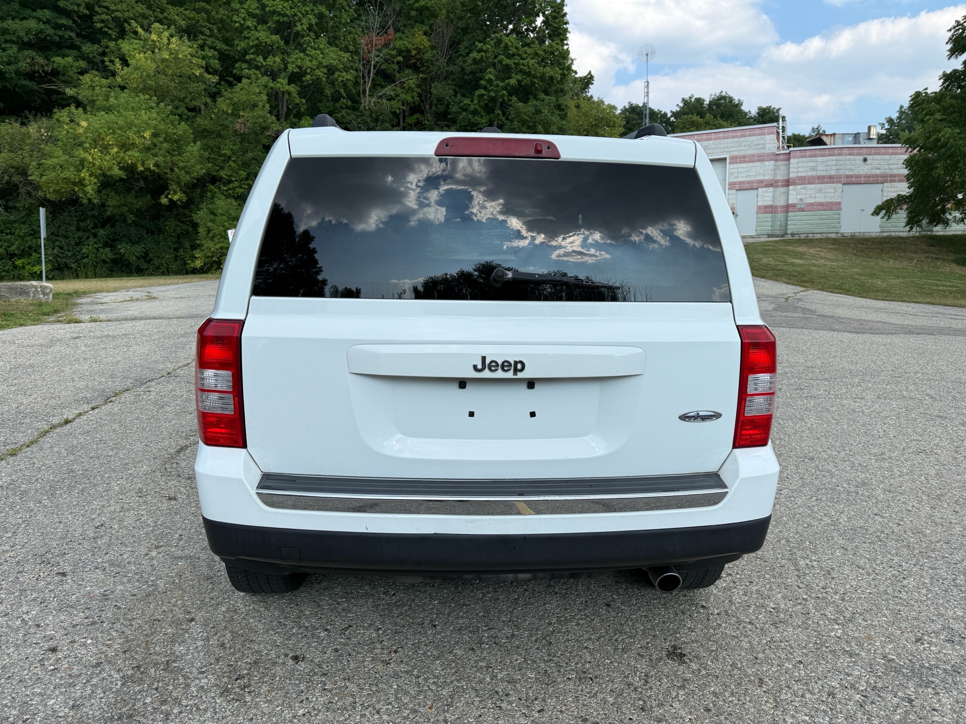 /canadacars/2016-Jeep-Patriot-3566658833151577.jpg
