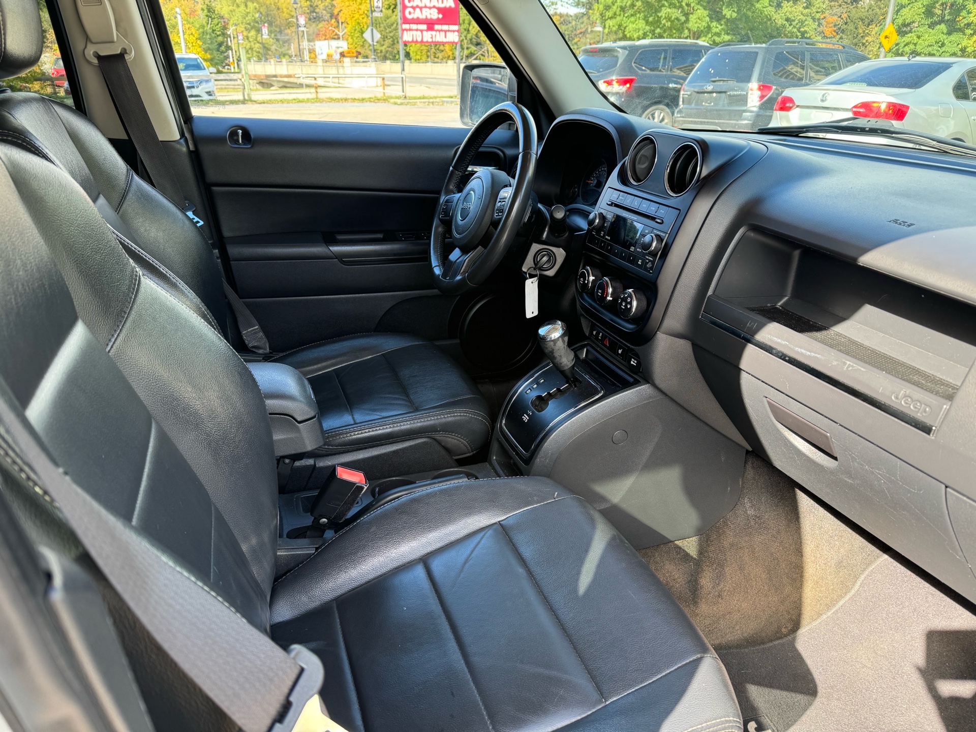 /canadacars/2016-Jeep-Patriot-40007136211721406.jpg
