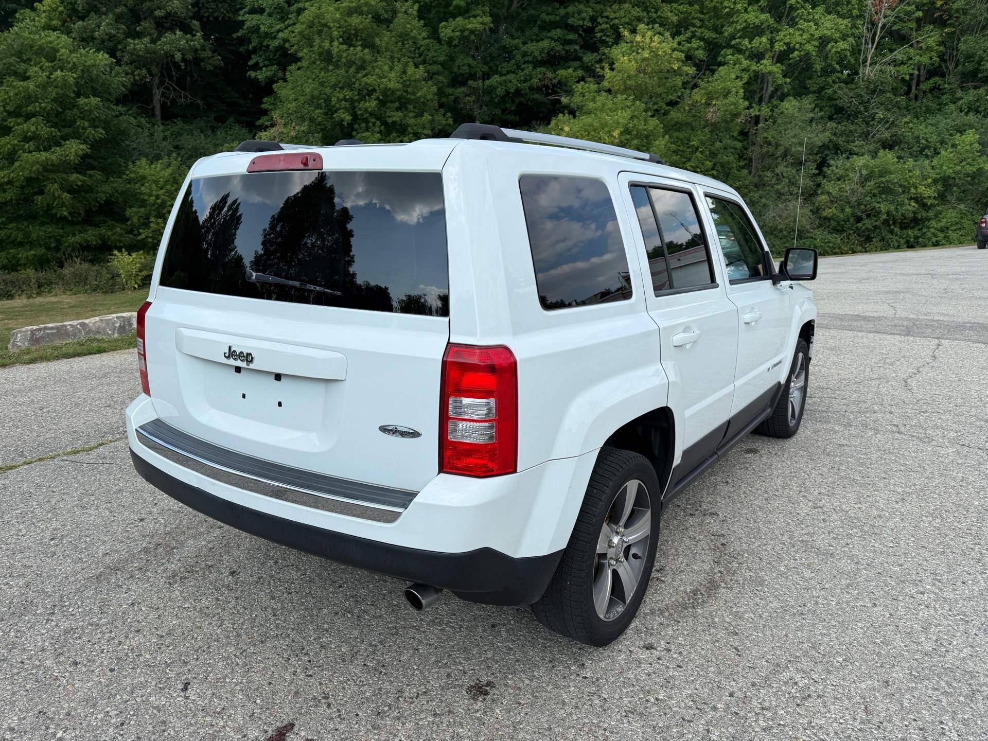 /canadacars/2016-Jeep-Patriot-63977072911348.jpg