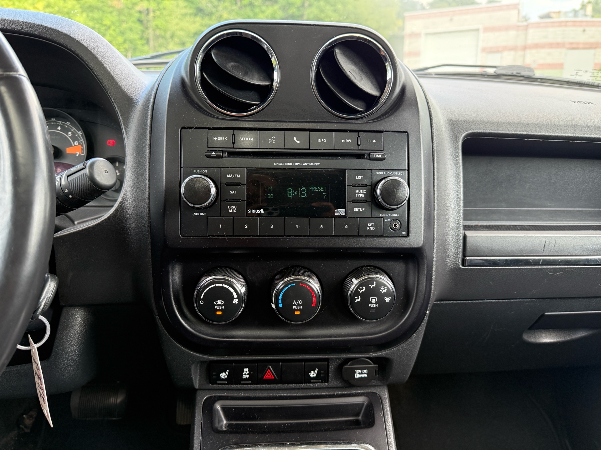 /canadacars/2016-Jeep-Patriot-7405772799295829.jpg