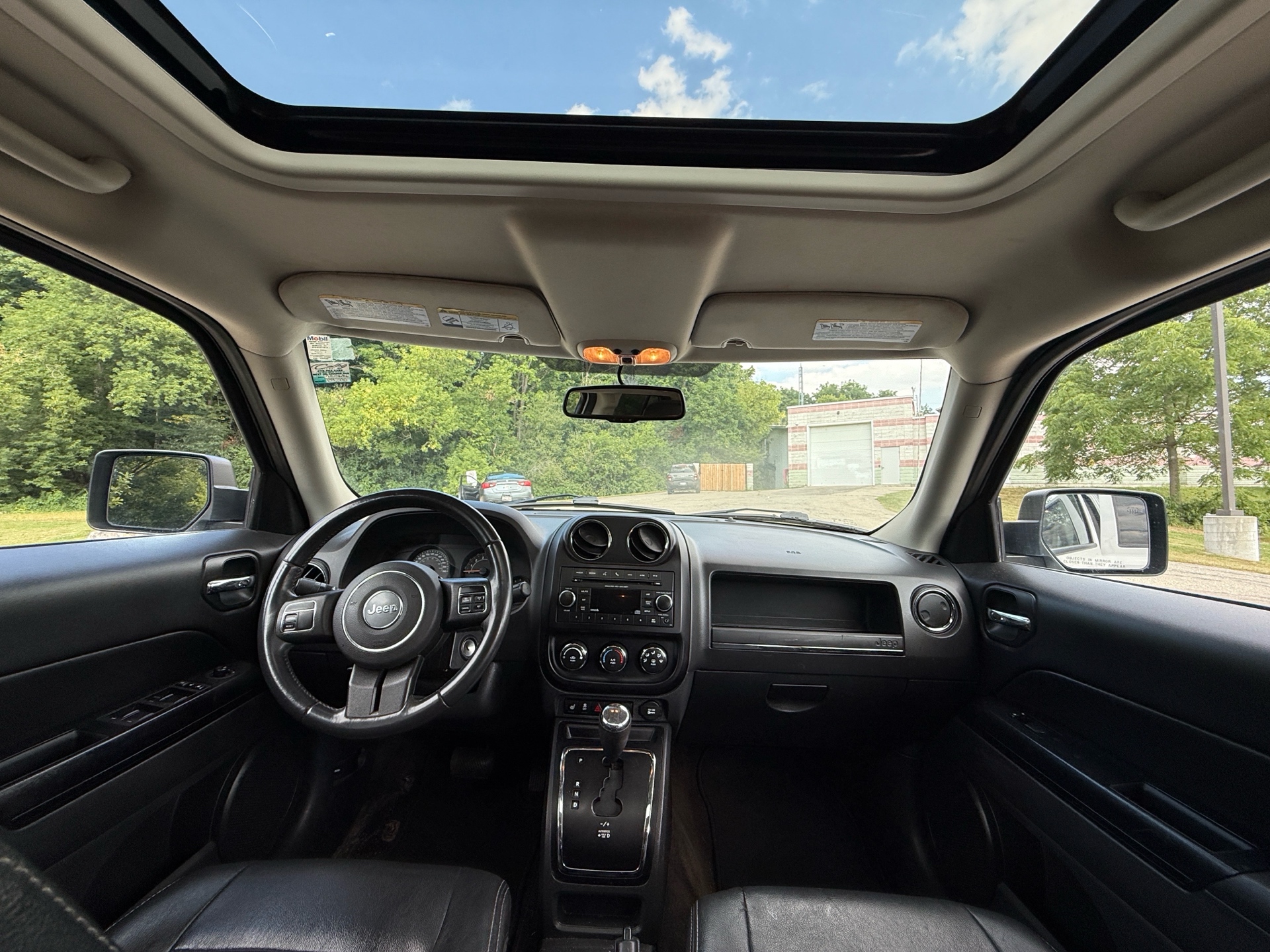 /canadacars/2016-Jeep-Patriot-8360055335160292.jpg