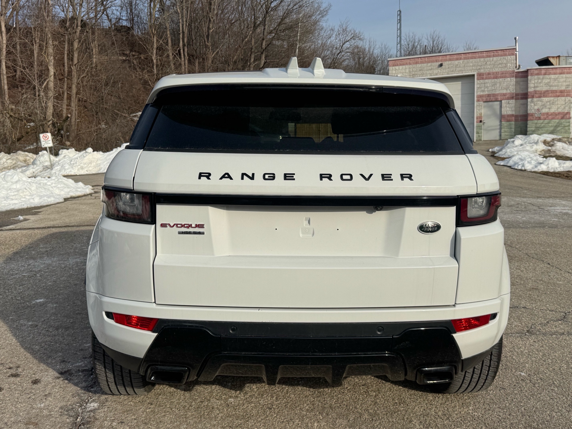 /canadacars/2016-LandRover-RangeRover-7038388723729836.jpg