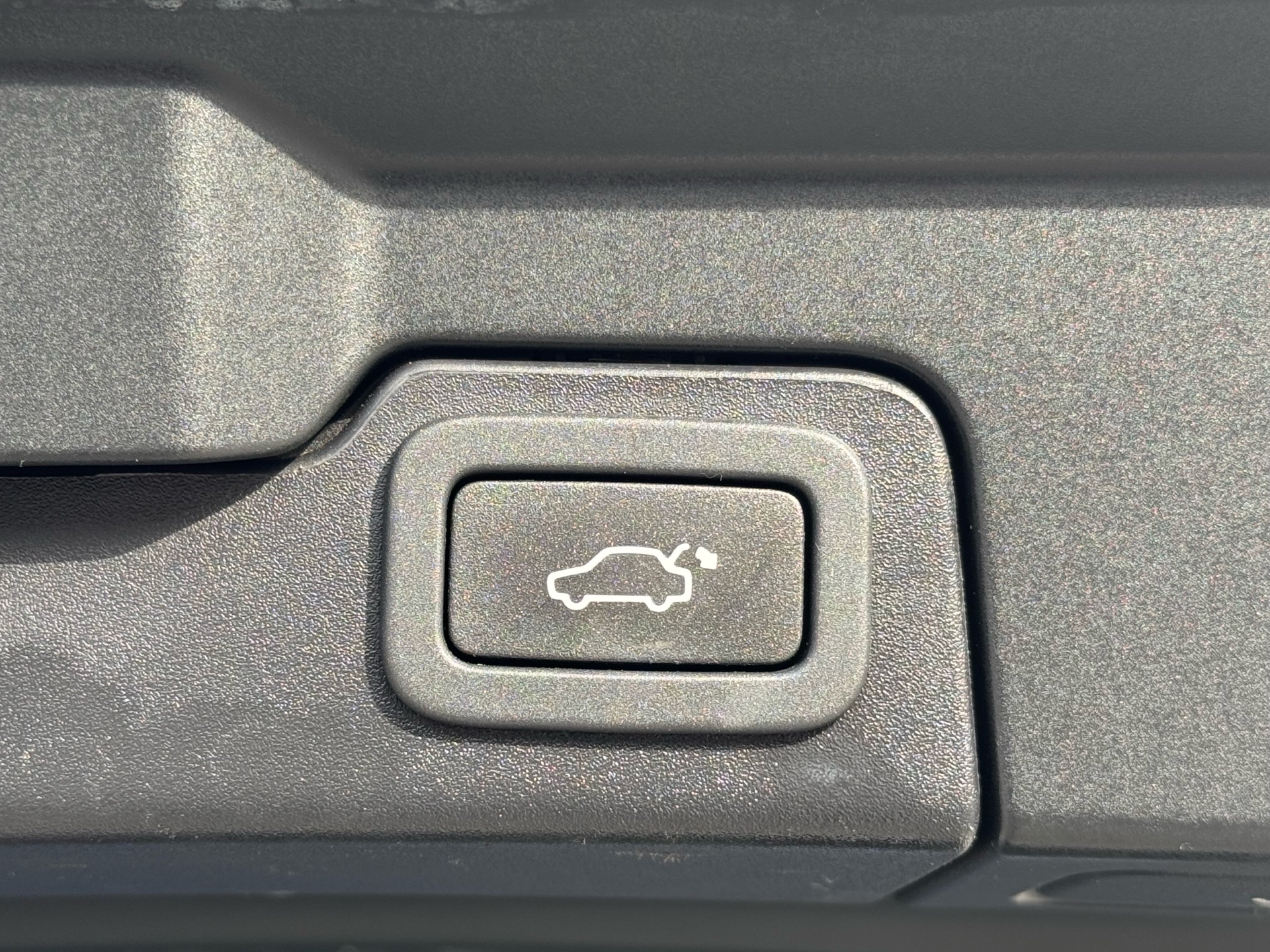 /canadacars/2016-LandRover-RangeRover-7864955257459216.jpg