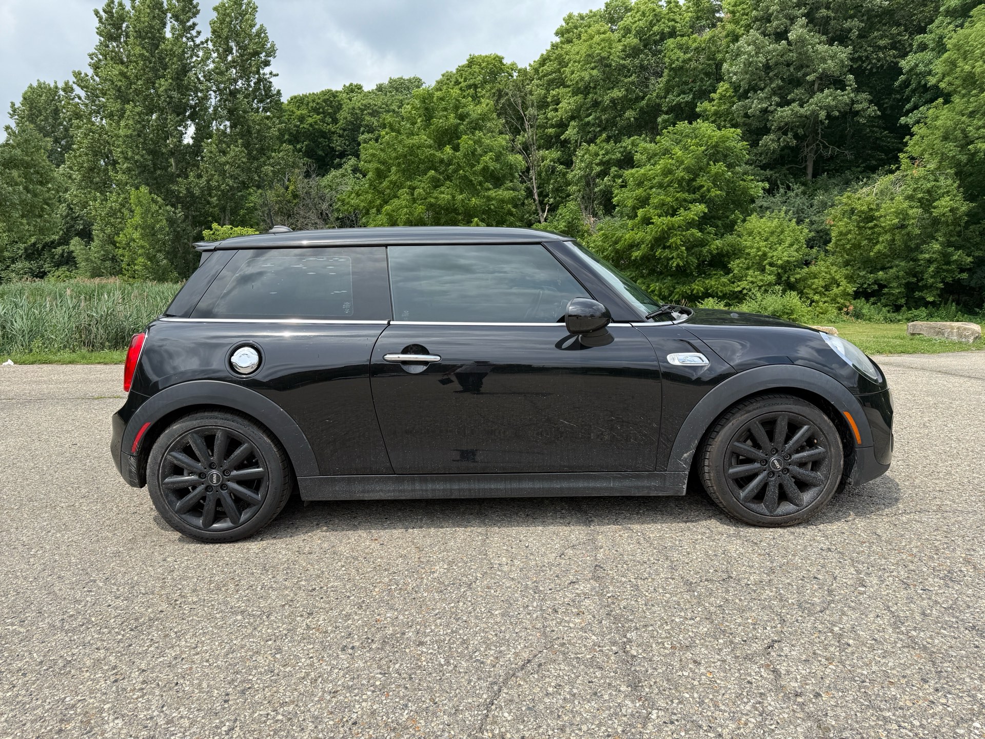 /canadacars/2016-MINI-CooperHardtop-009604681666603998.jpg