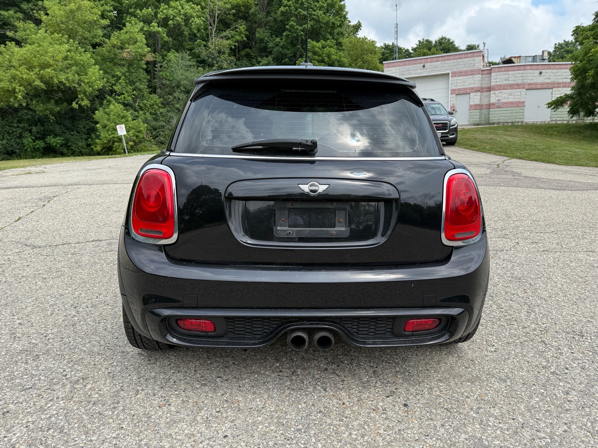 /canadacars/2016-MINI-CooperHardtop-6303126294915924.jpg