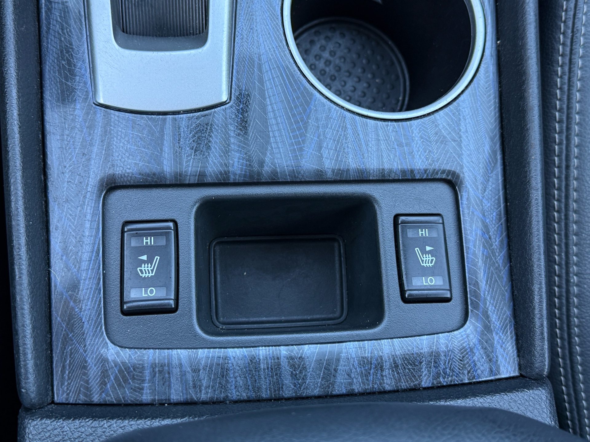 /canadacars/2016-Nissan-Altima-10123046985391371.jpg