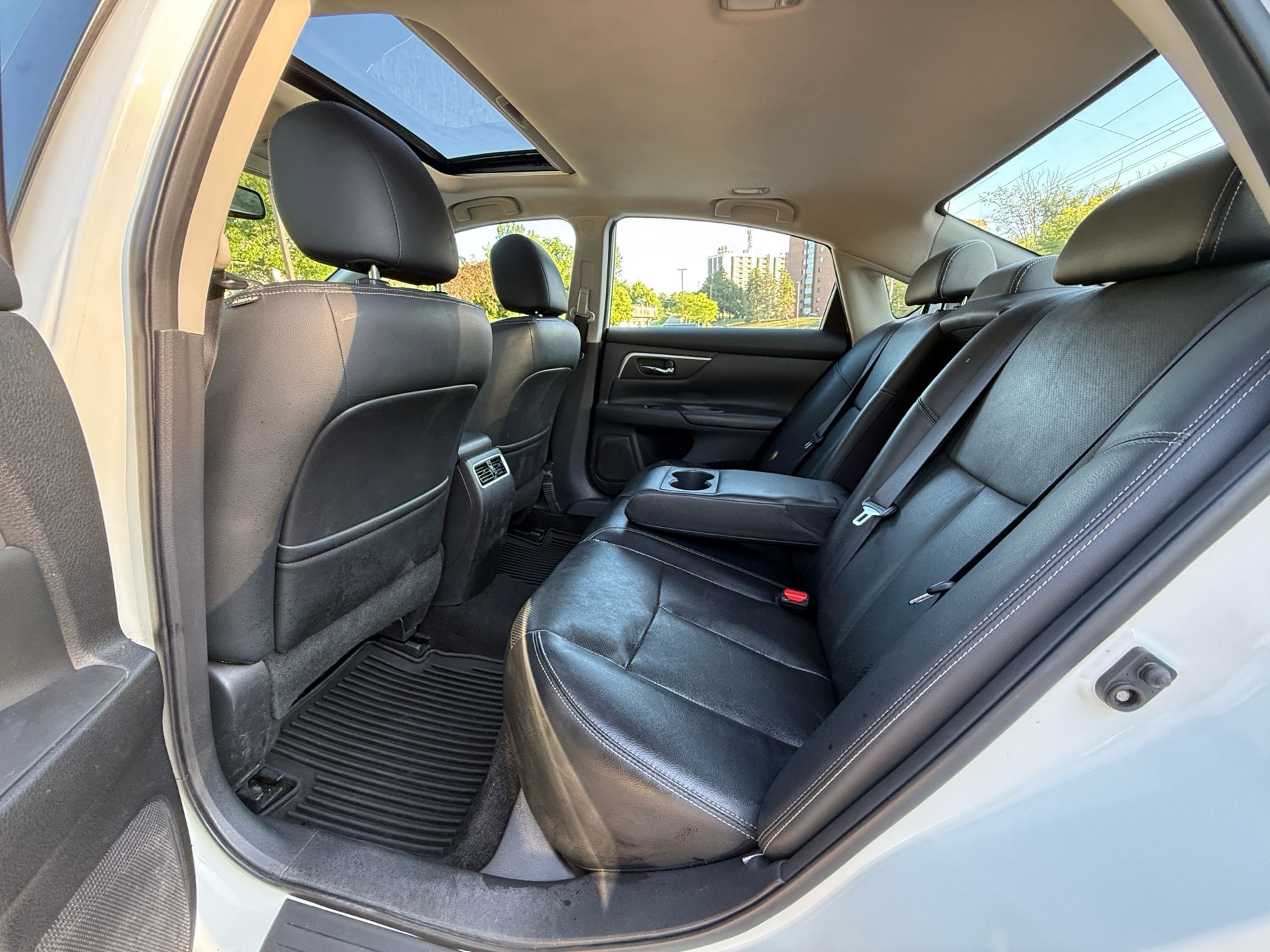 /canadacars/2016-Nissan-Altima-8349485687514298.jpg