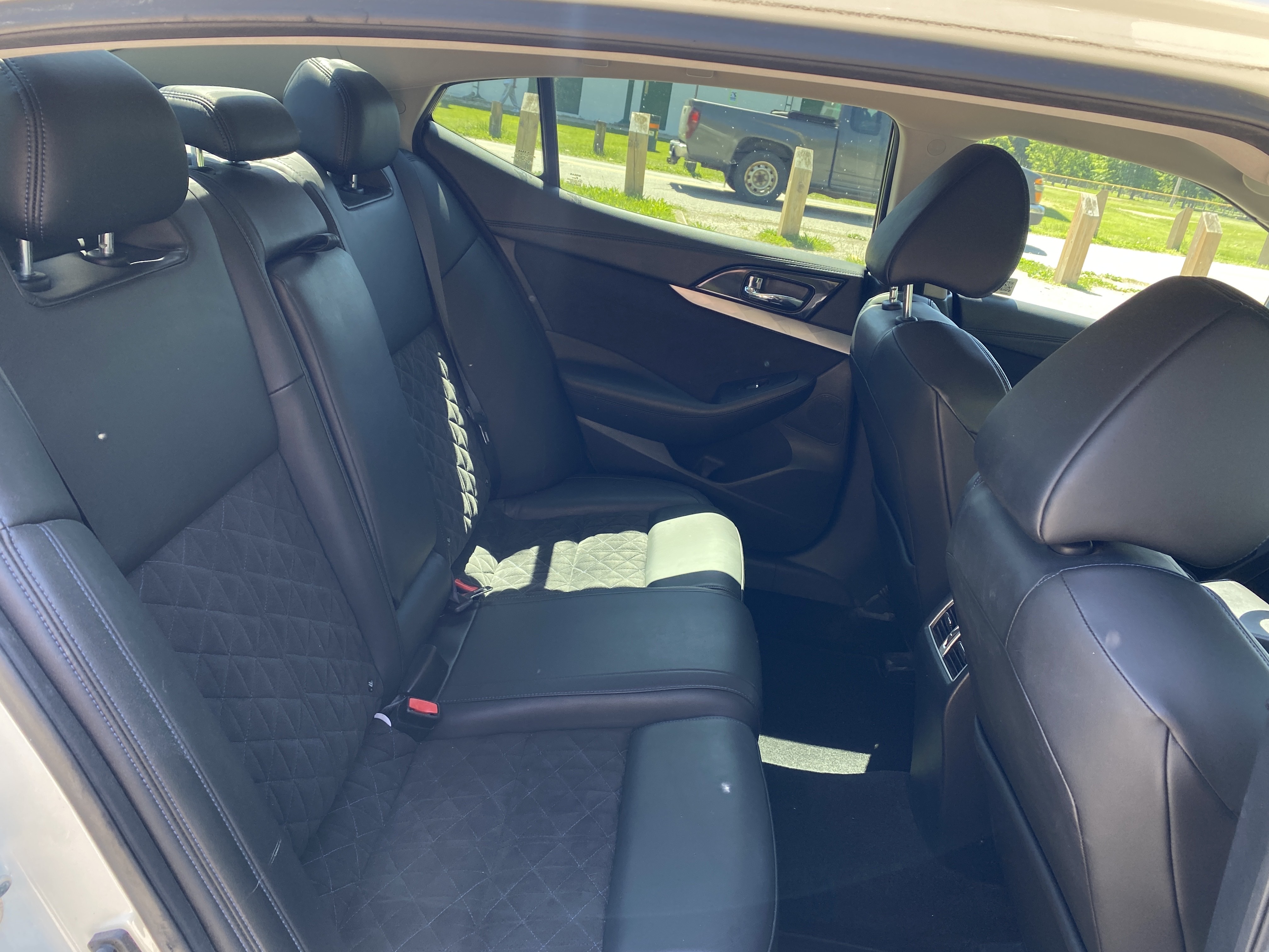 /canadacars/2016-Nissan-Maxima-5137286261096432.jpg