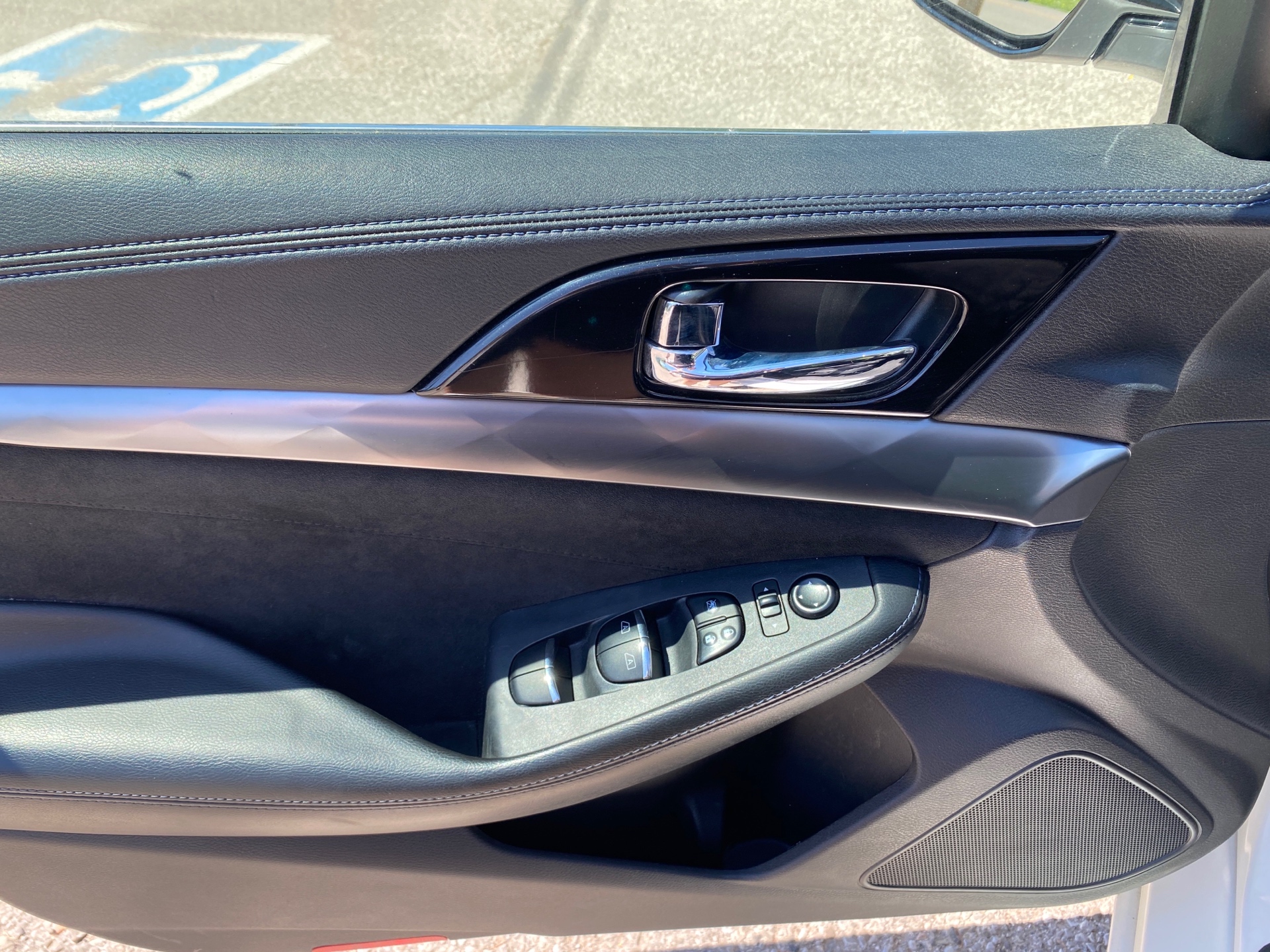 /canadacars/2016-Nissan-Maxima-6354641510874857.jpg