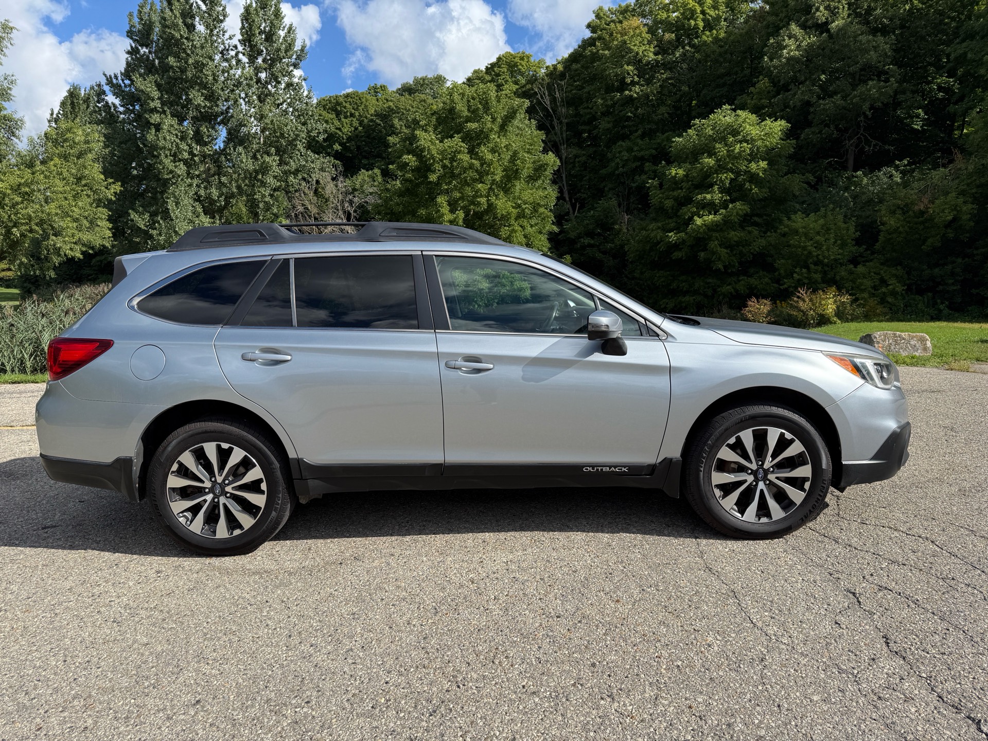 /canadacars/2016-Subaru-Outback-06380805184126381.jpg