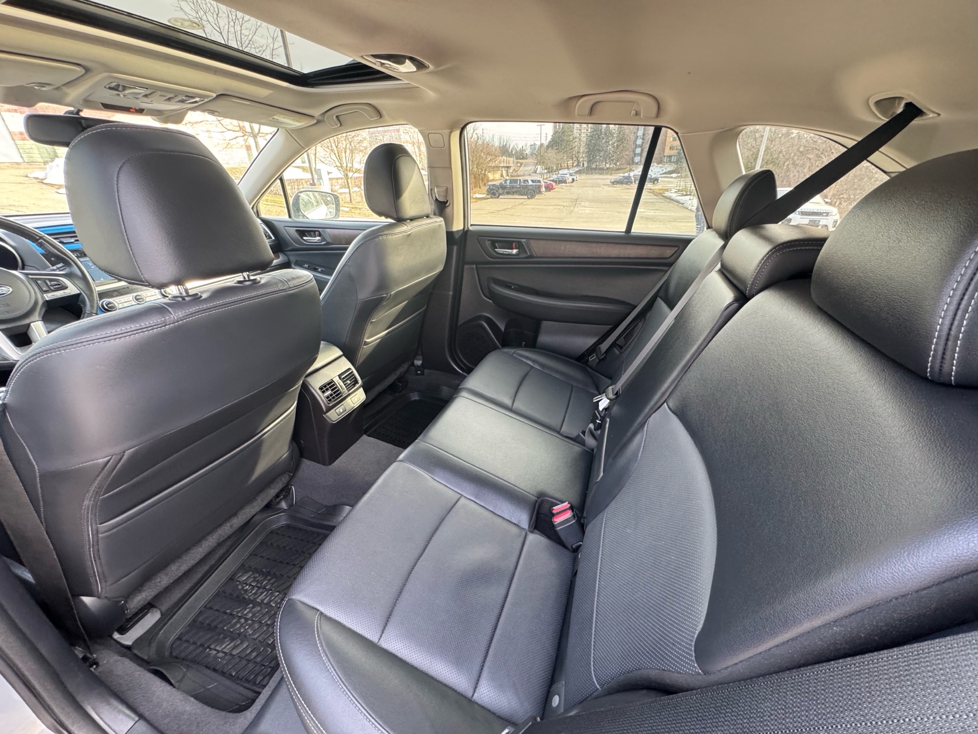 /canadacars/2016-Subaru-Outback-6148332587470124.jpg