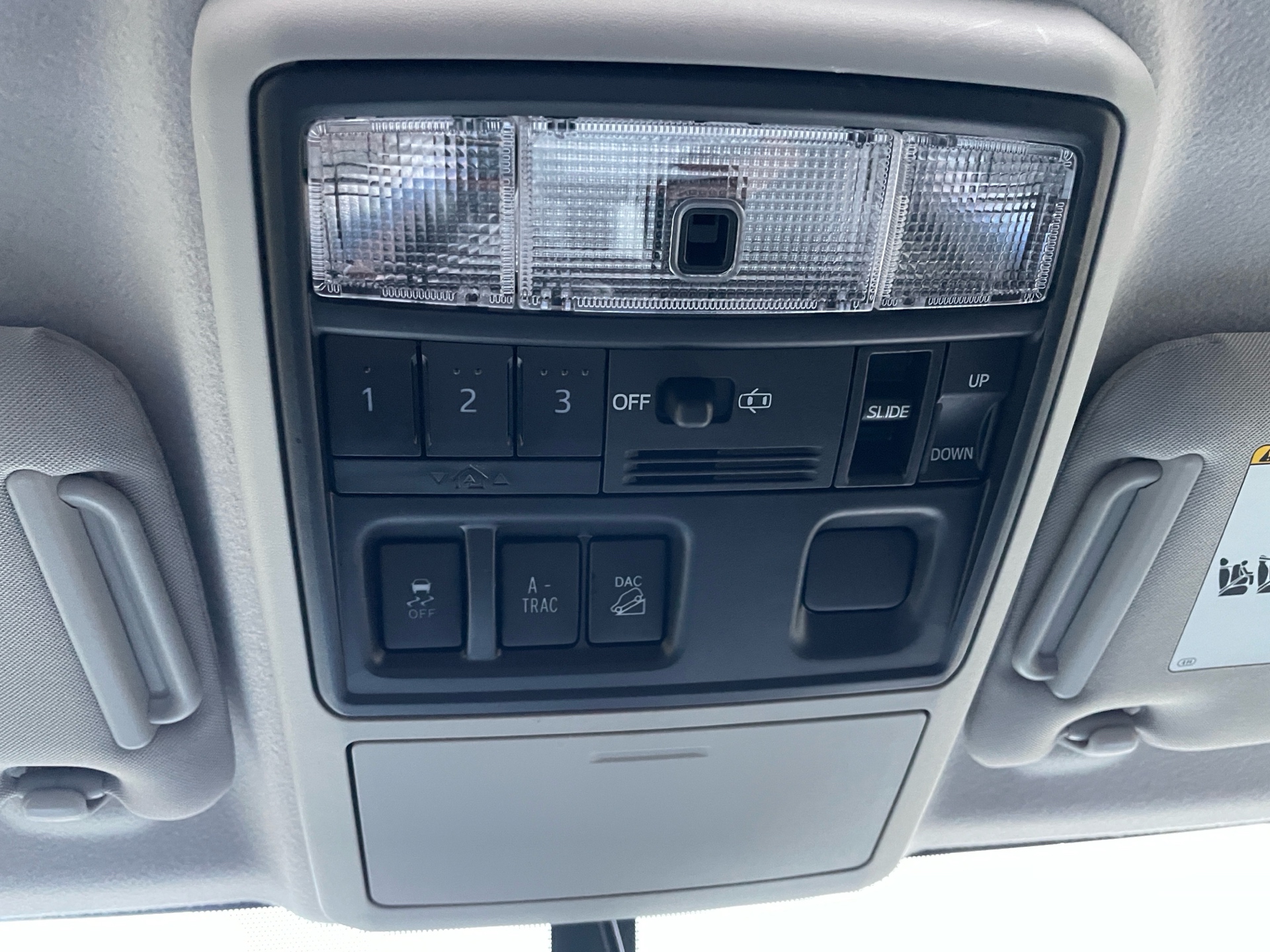 /canadacars/2016-Toyota-4Runner-8572032465214494.jpg