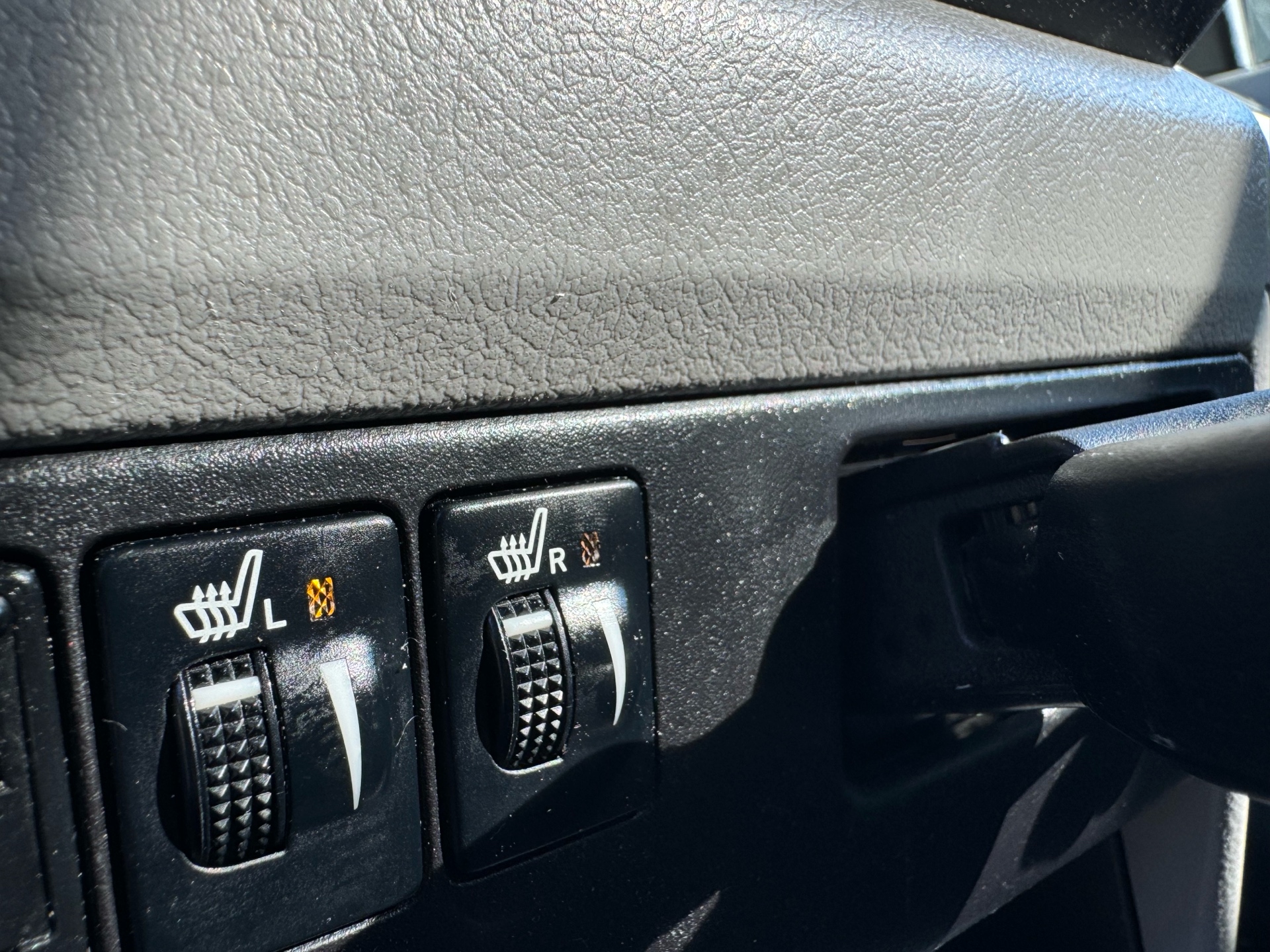 /canadacars/2016-Toyota-Sienna-16918463976910125.jpg