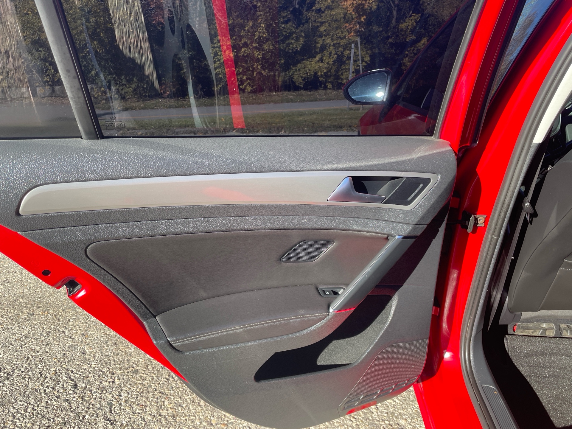 /canadacars/2016-Volkswagen-Golf-9391123173690006.jpg