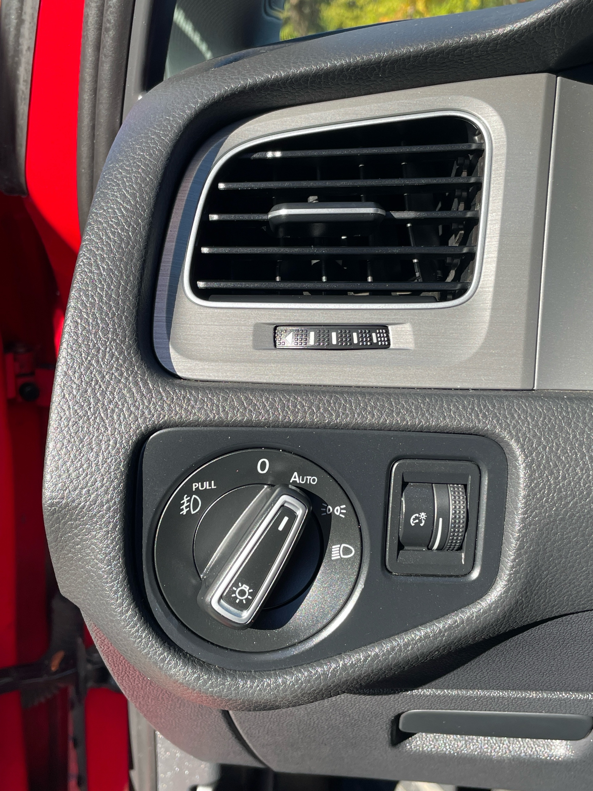 /canadacars/2016-Volkswagen-Golf-9957073133040557.jpg