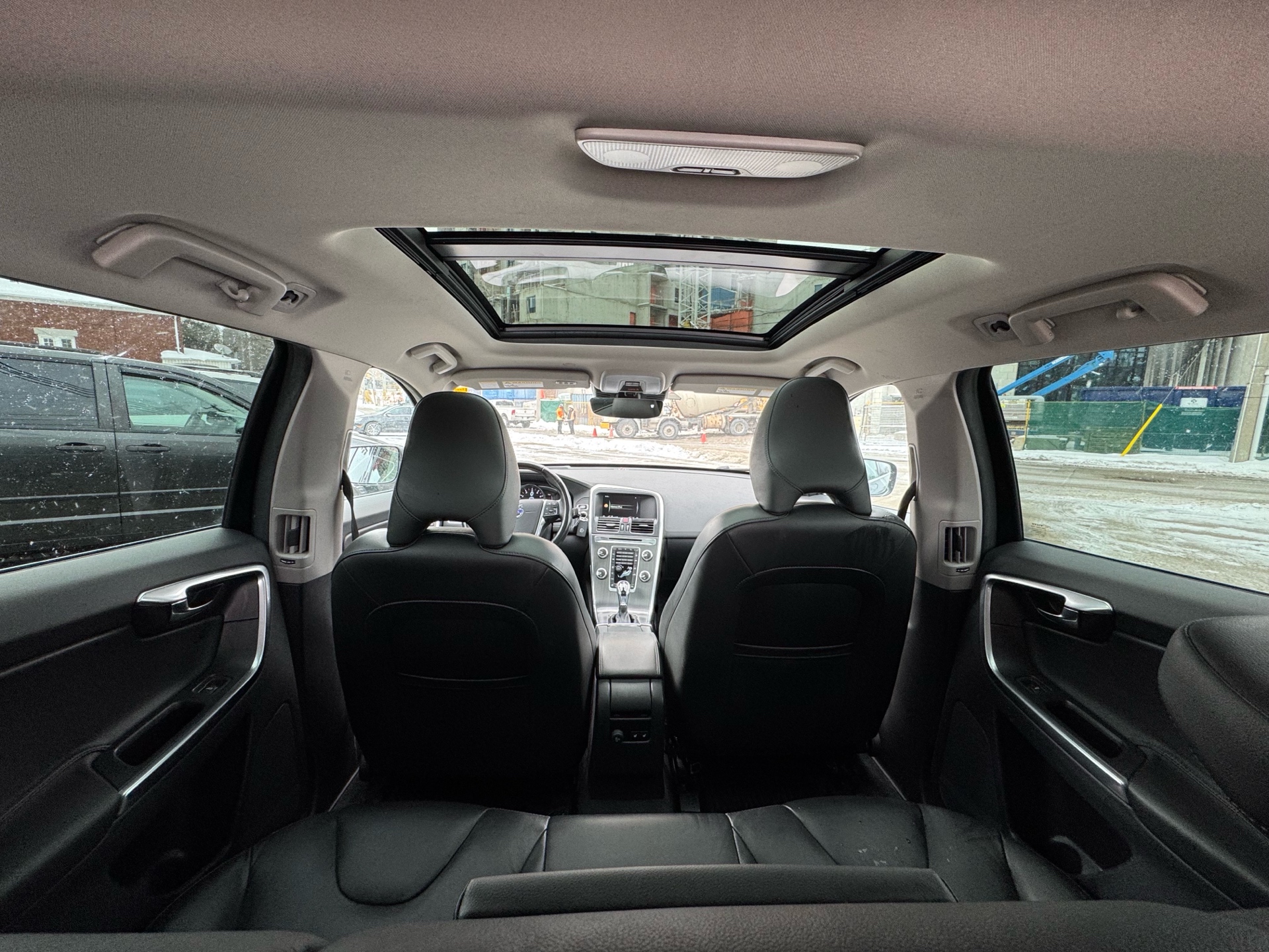 /canadacars/2016-Volvo-XC60-6238604335248163.jpg