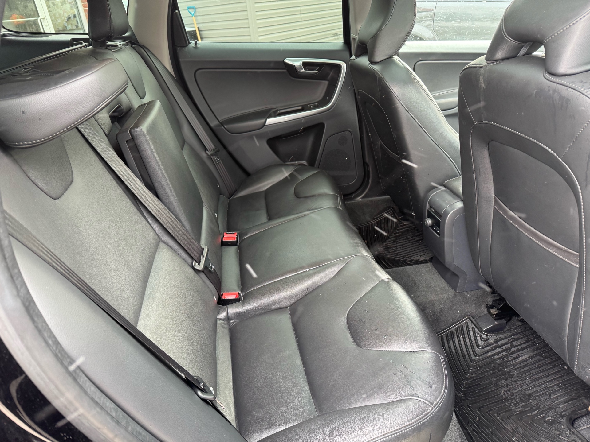 /canadacars/2016-Volvo-XC60-8881153450991206.jpg