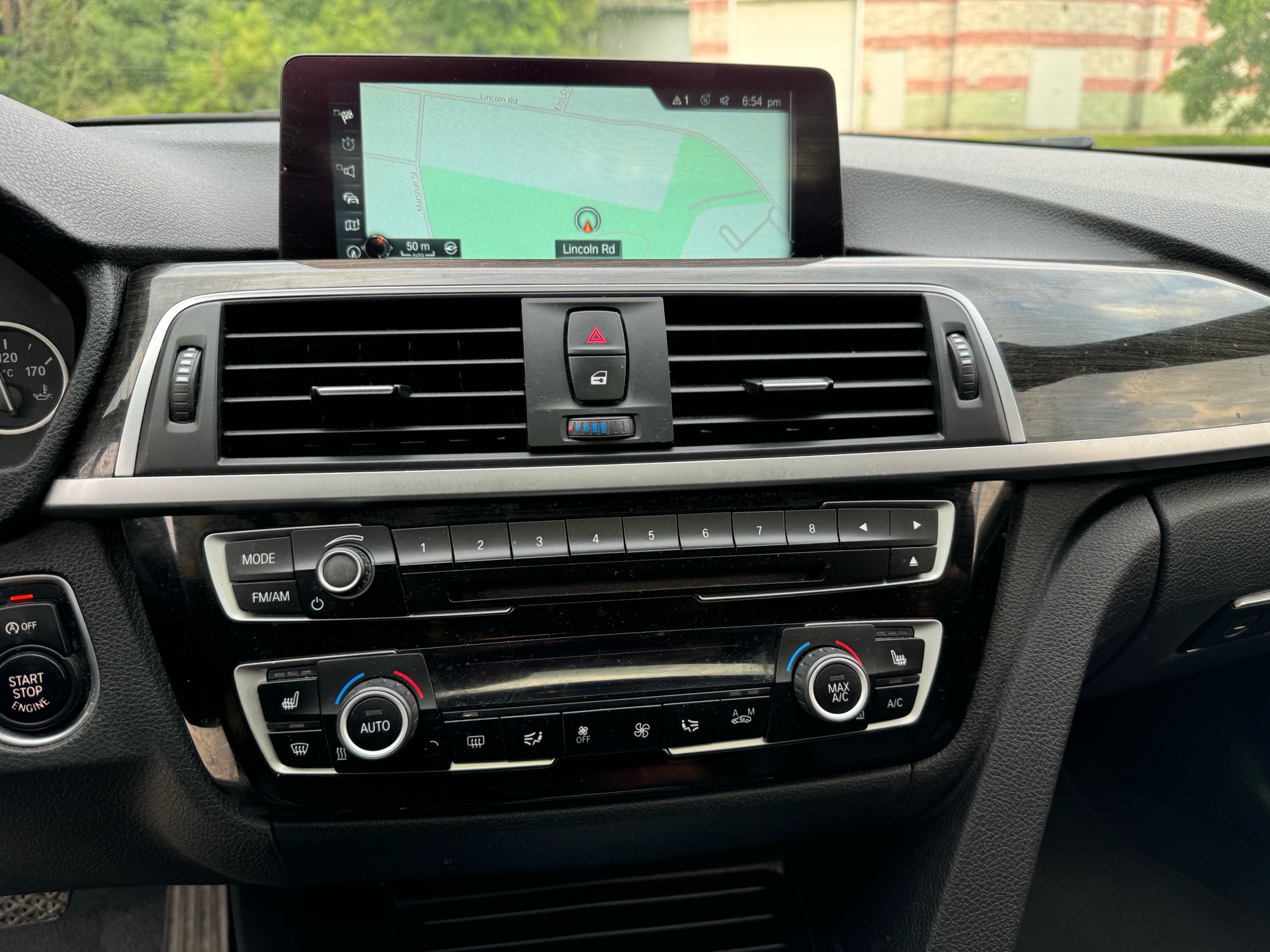 /canadacars/2017-BMW-3Series-06470980631747647.jpg