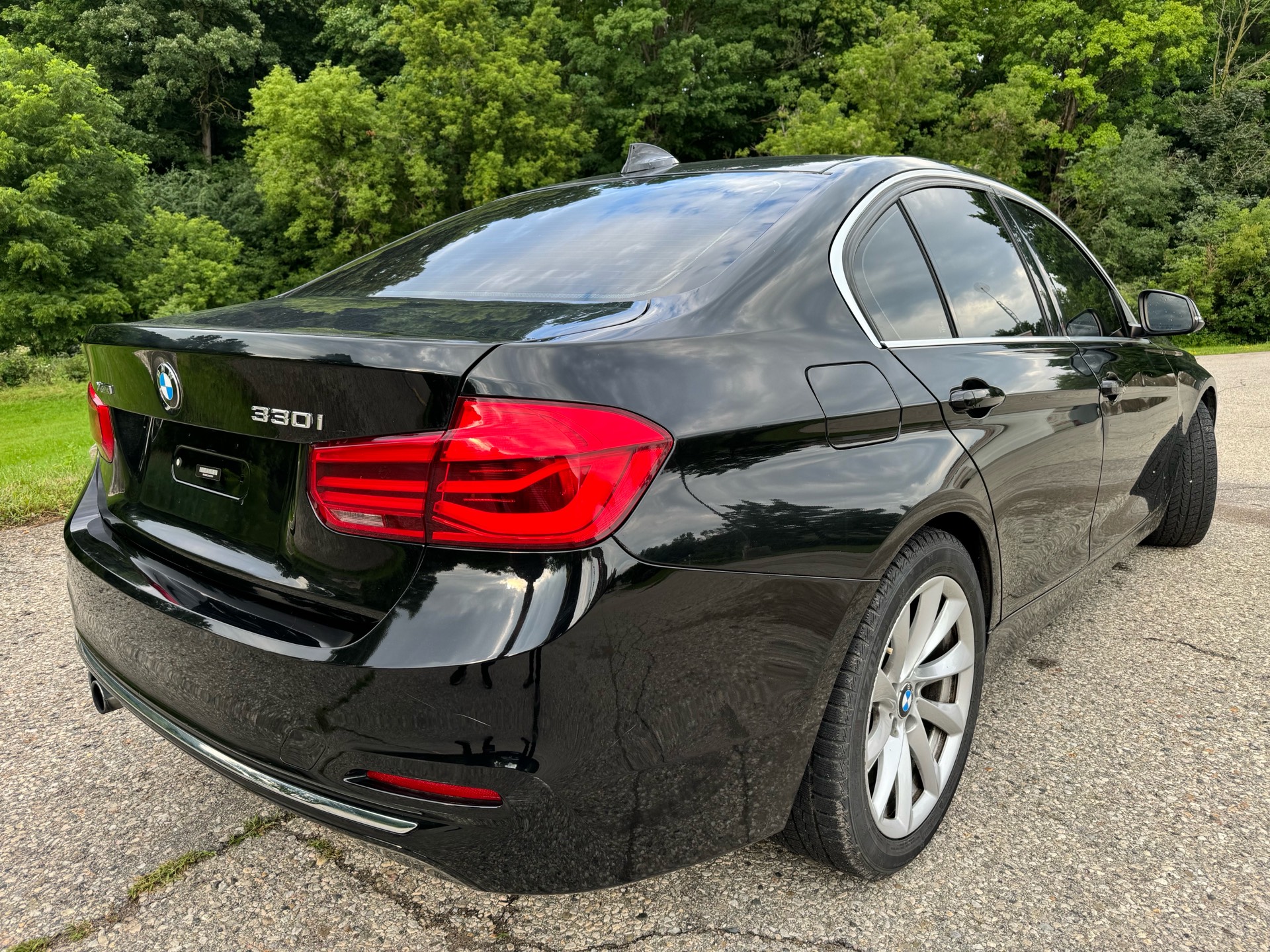 /canadacars/2017-BMW-3Series-9074594281548354.jpg