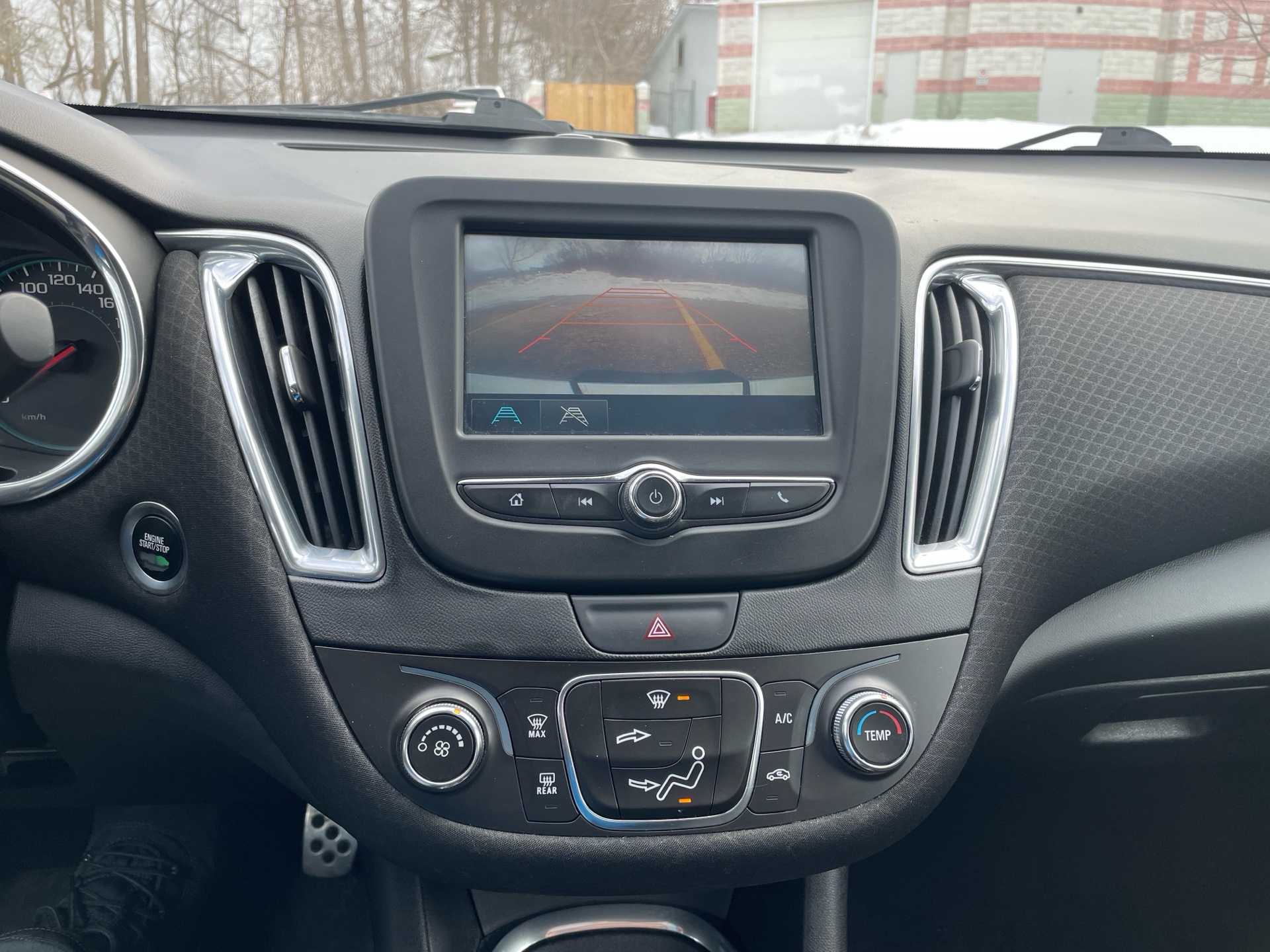 /canadacars/2017-Chevrolet-Malibu-7485615115221174.jpg