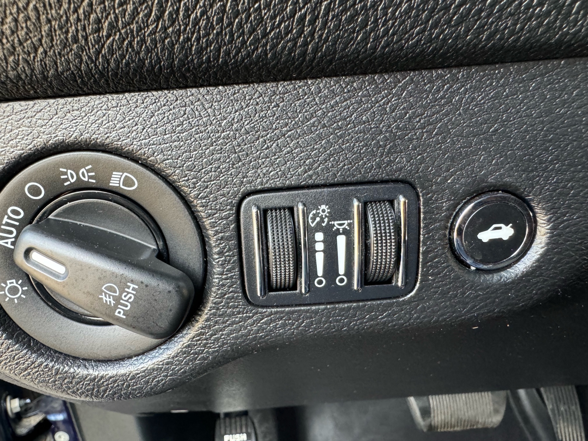 /canadacars/2017-Dodge-Challenger-46410325000099295.jpg