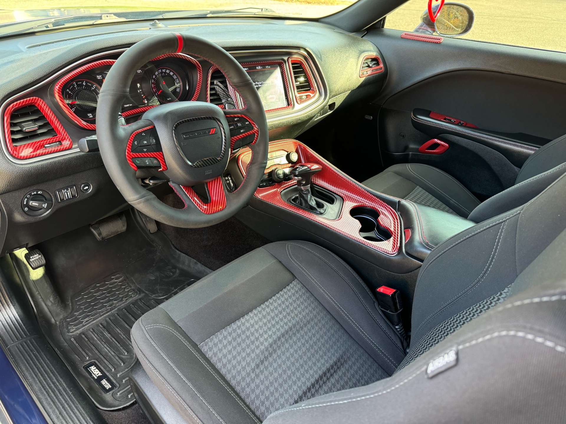 /canadacars/2017-Dodge-Challenger-820404735653731.jpg