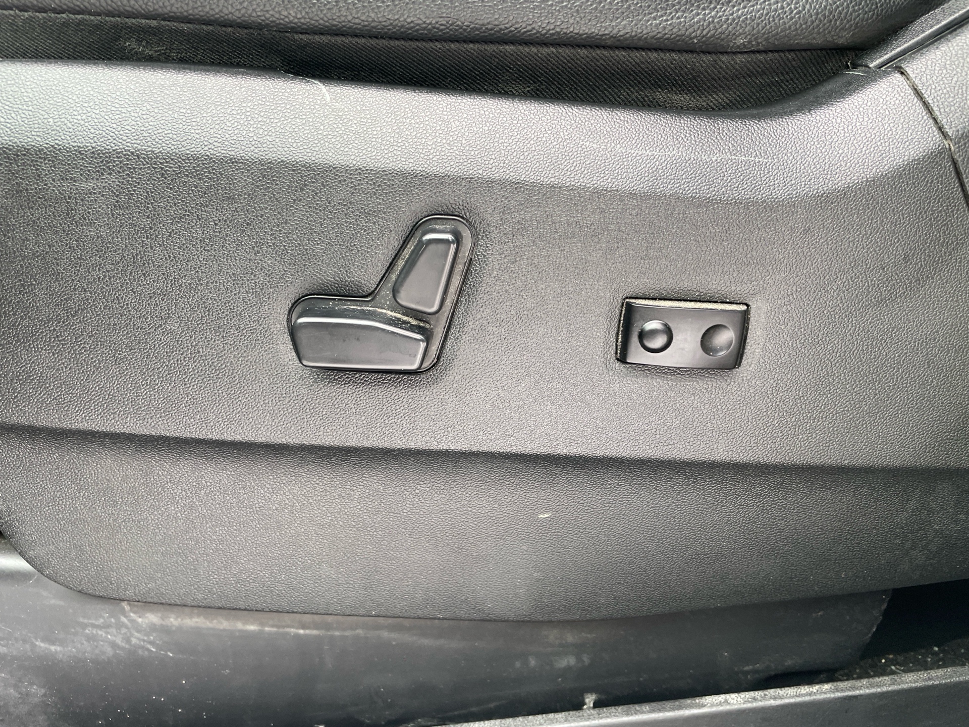 /canadacars/2017-Dodge-GrandCaravan-7473523236415991.jpg