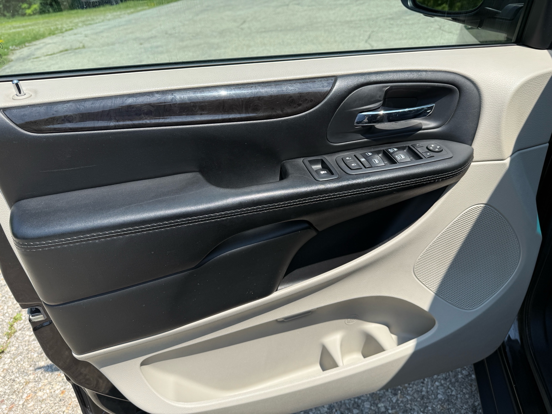 /canadacars/2017-Dodge-GrandCaravan-8800145105723476.jpg