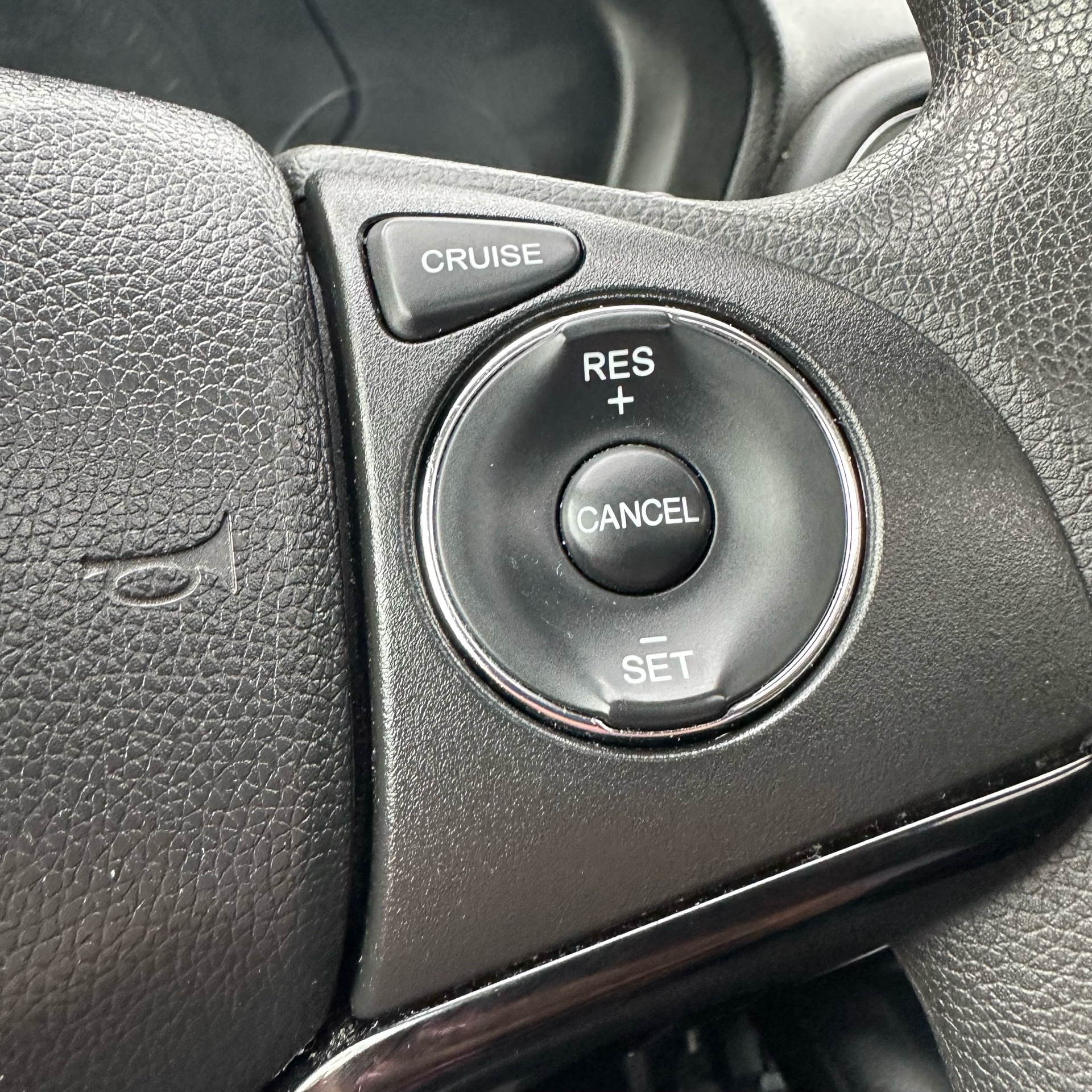 /canadacars/2017-Honda-HR-V-18740368596851353.jpg
