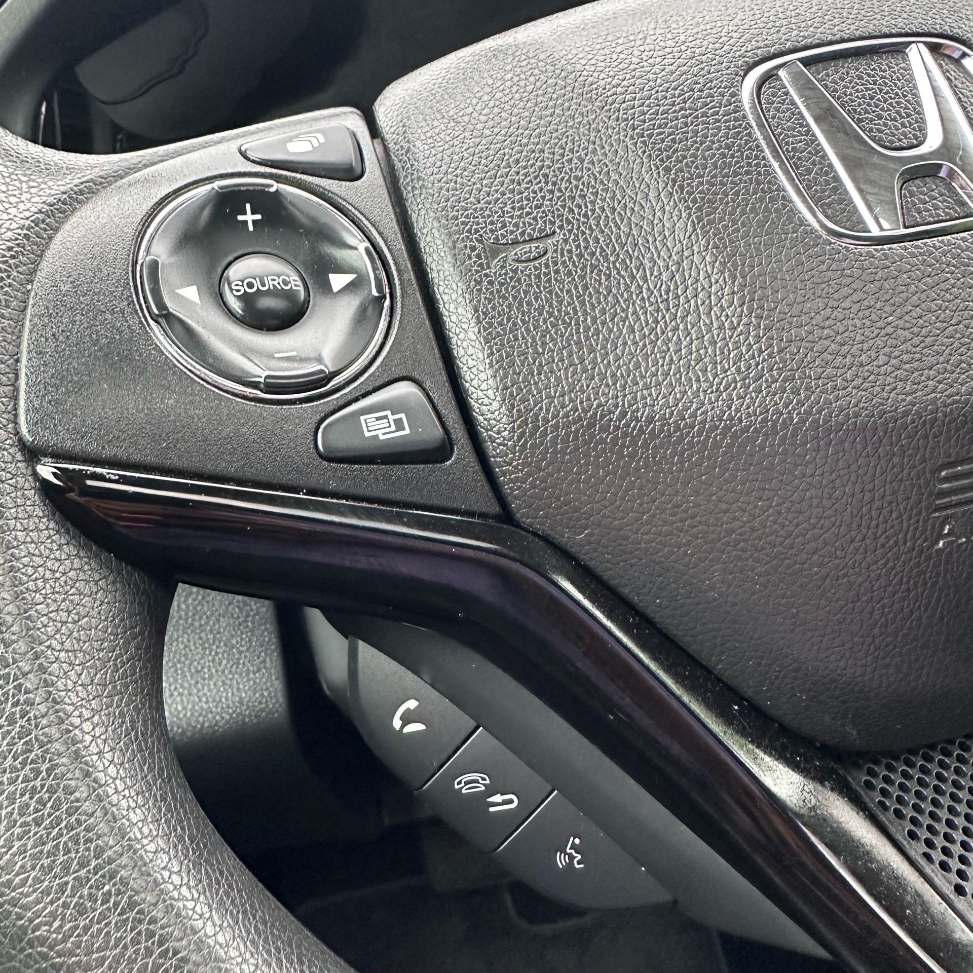 /canadacars/2017-Honda-HR-V-7664453378798313.jpg